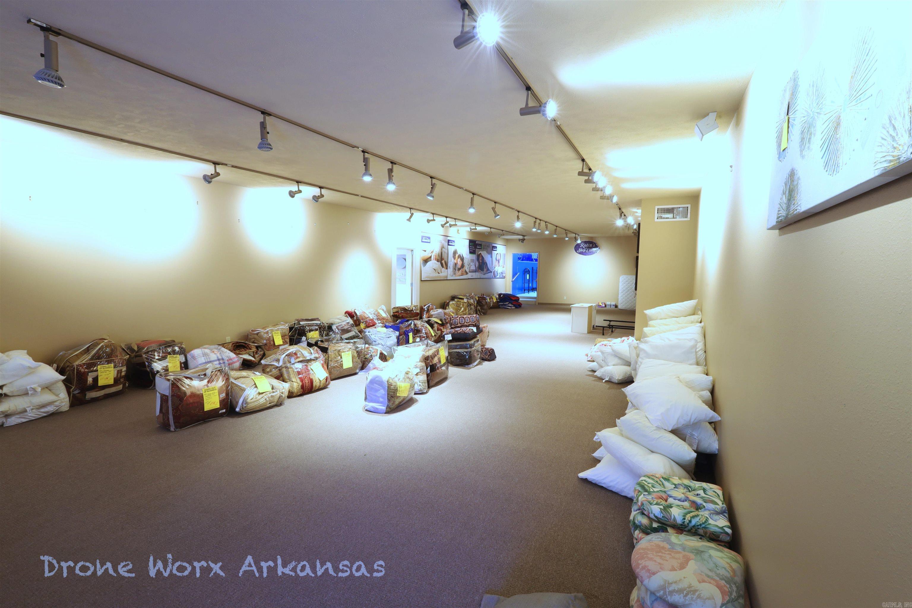 Marshall - Commercial Sale