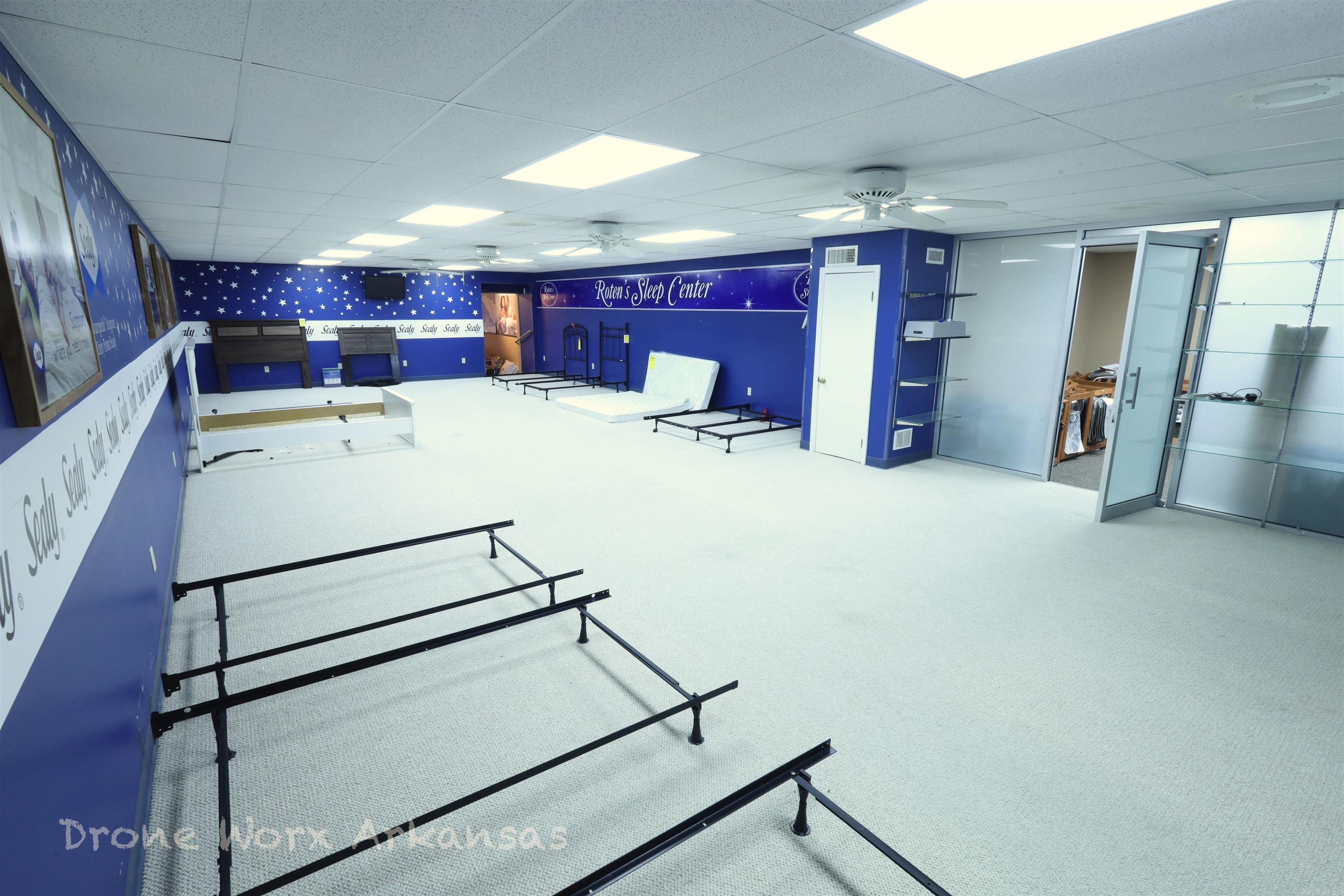 Marshall - Commercial Sale