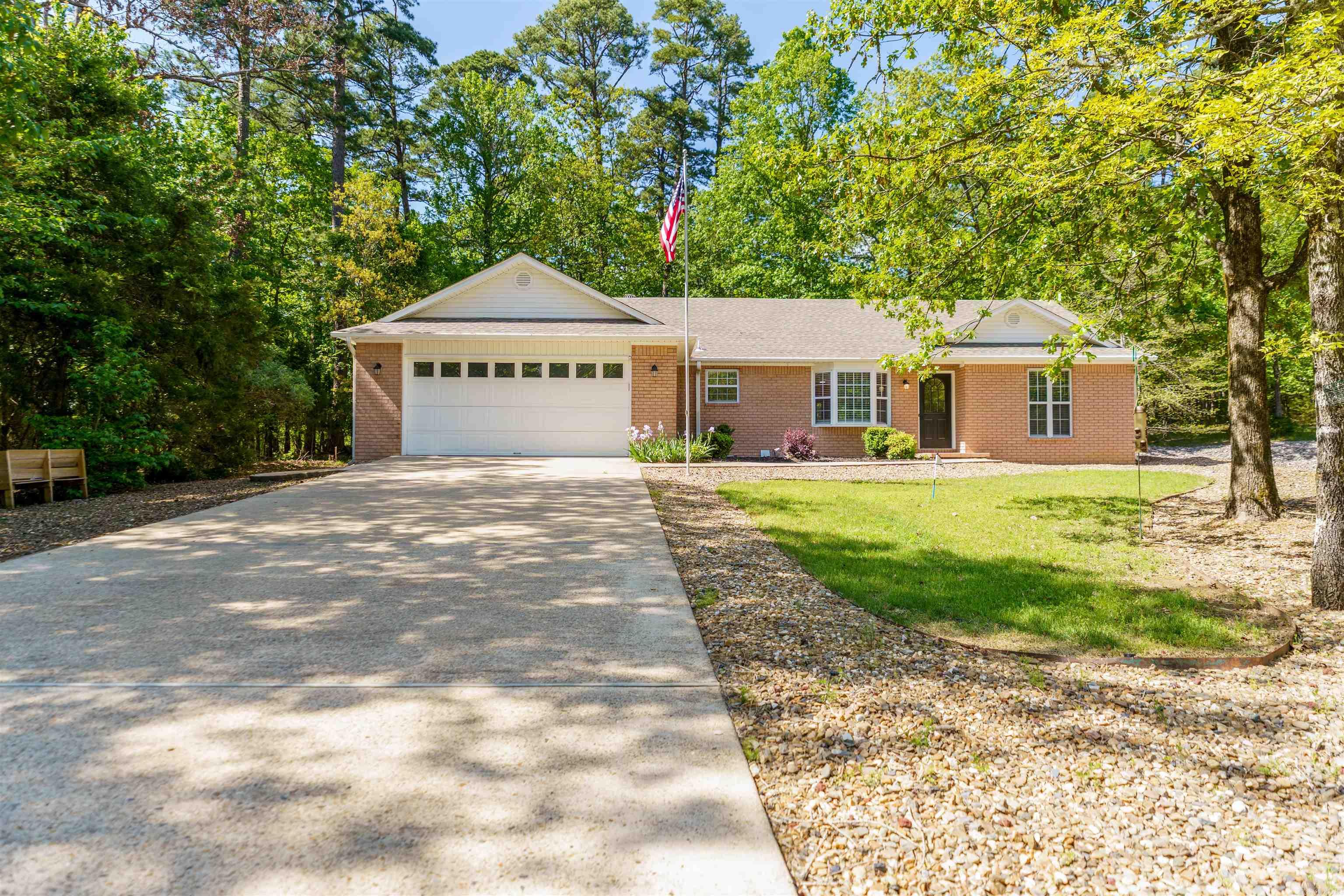 Saldana - Residential