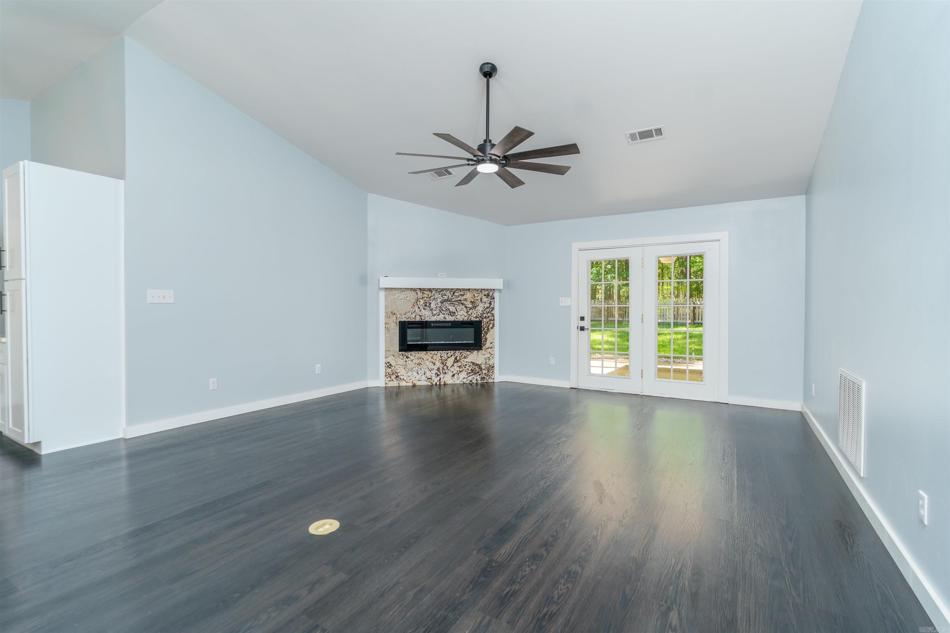 Saldana - Residential