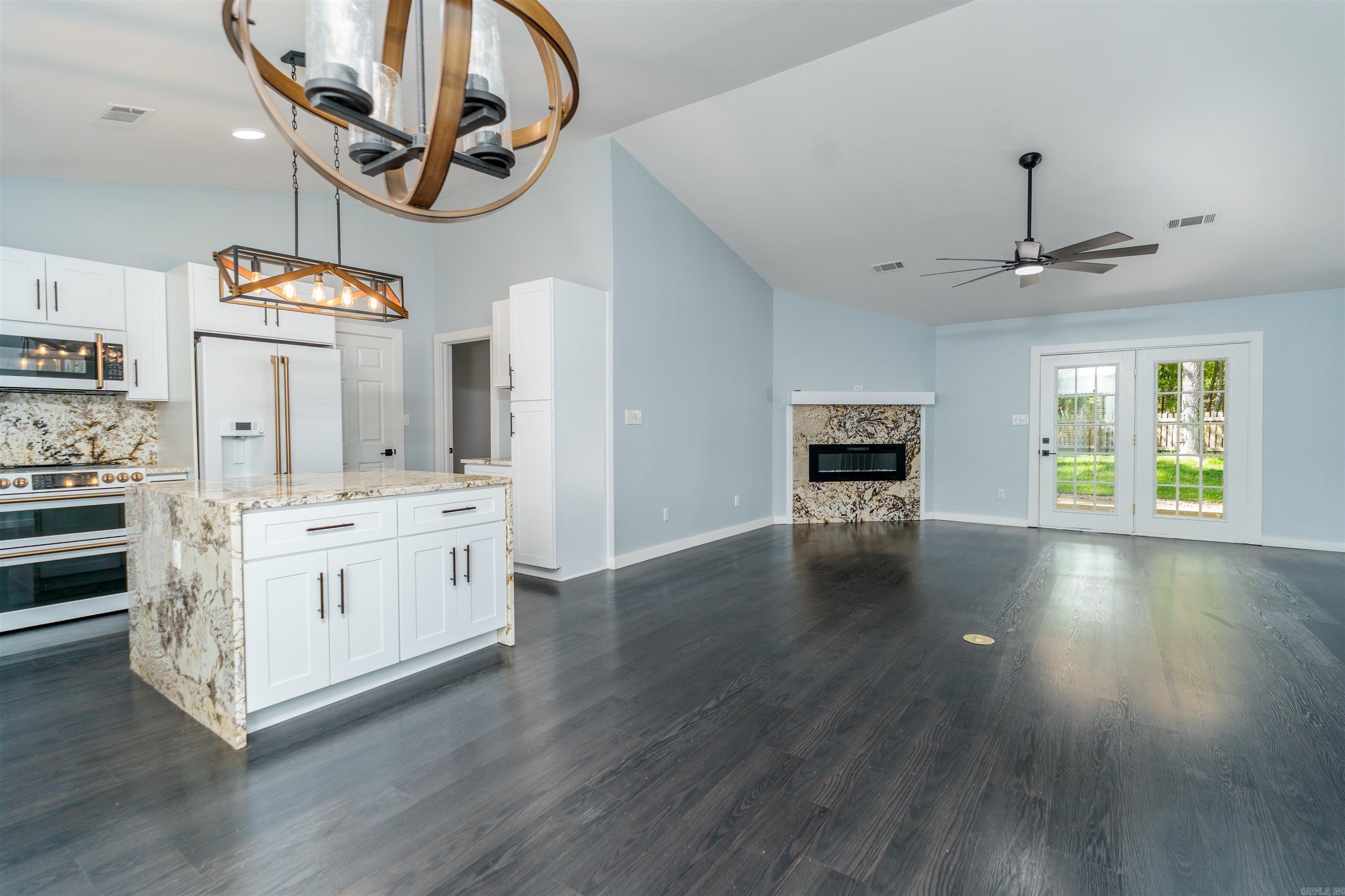 Saldana - Residential