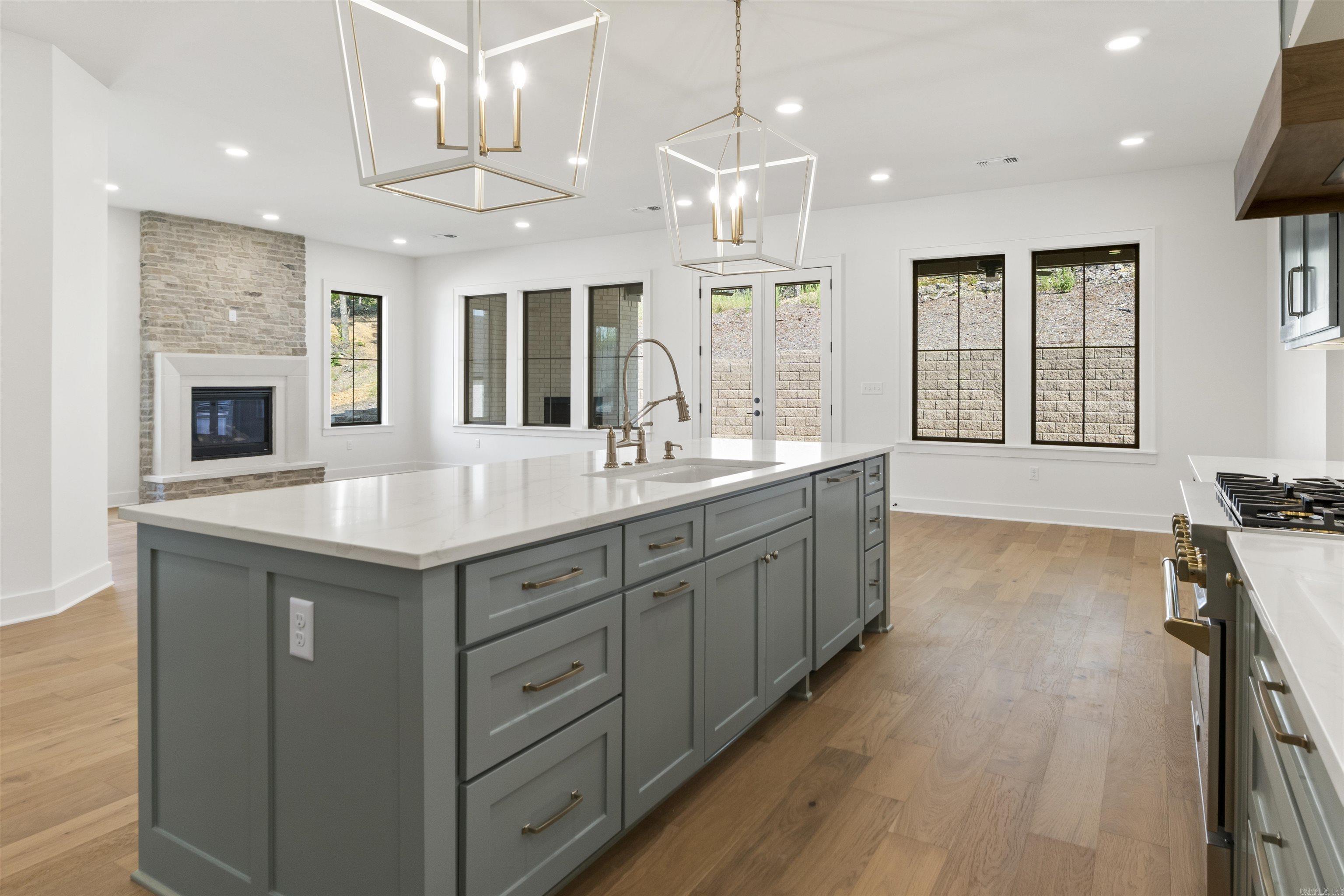 BEAR DEN ESTATES - Residential