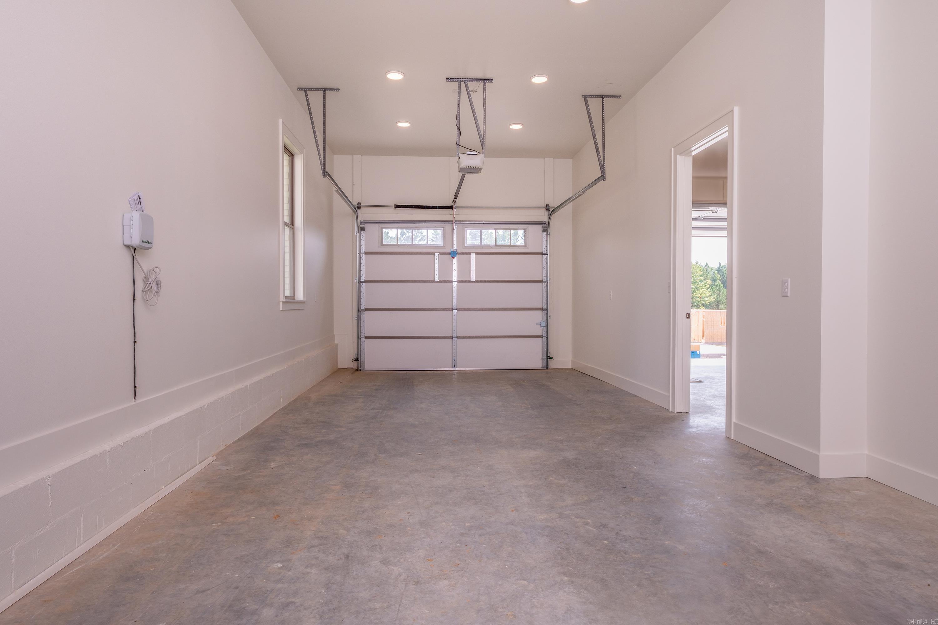 BEAR DEN ESTATES - Residential