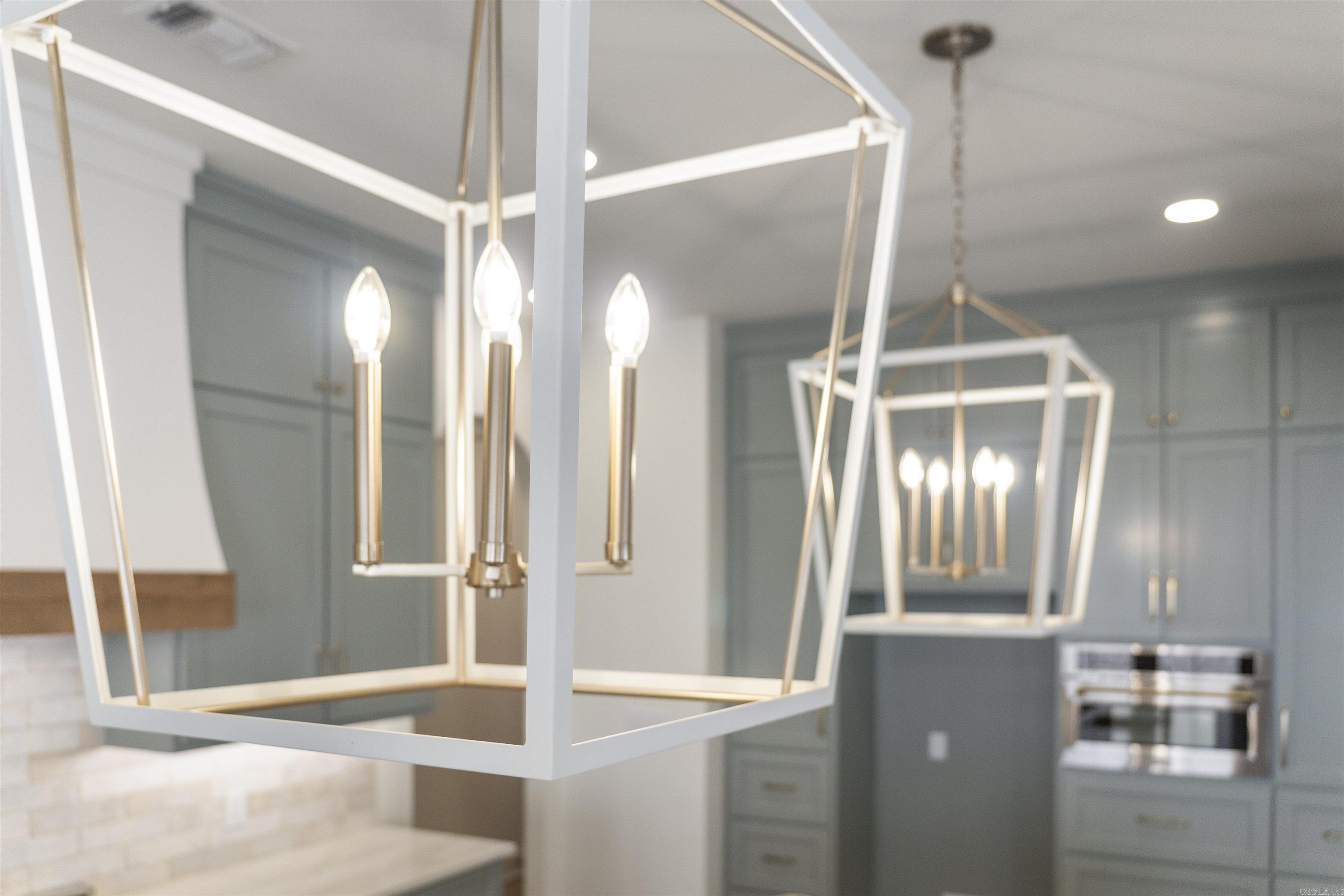 BEAR DEN ESTATES - Residential