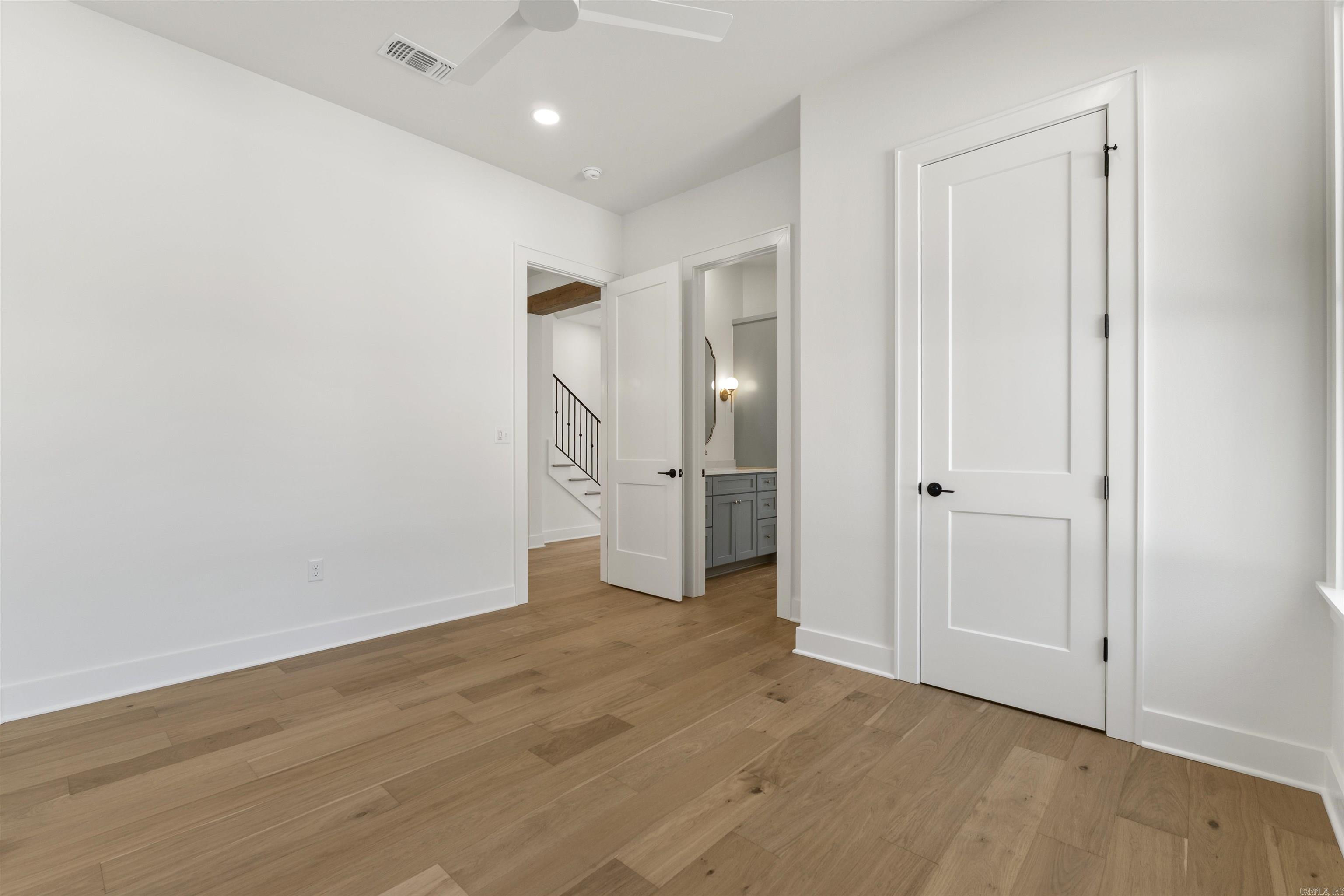 BEAR DEN ESTATES - Residential