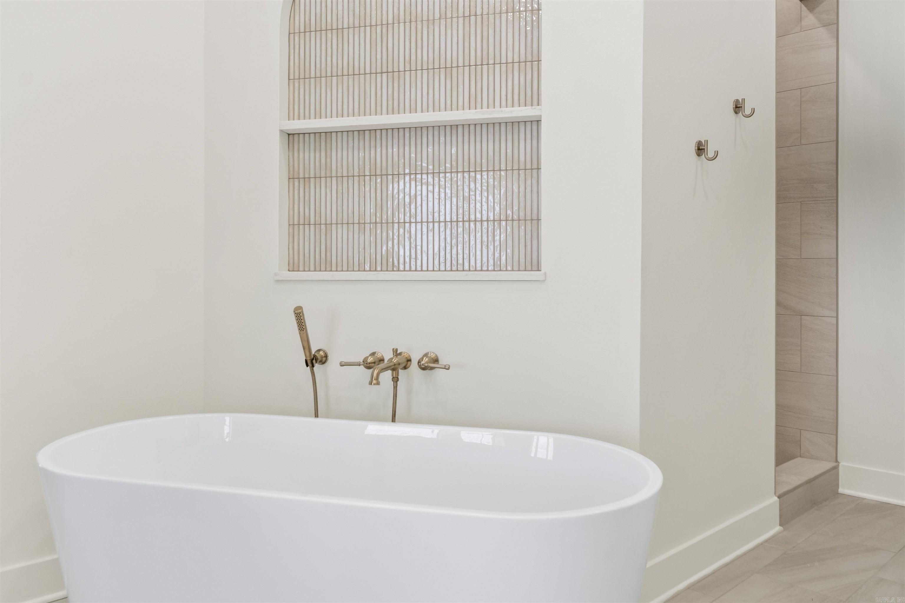 BEAR DEN ESTATES - Residential