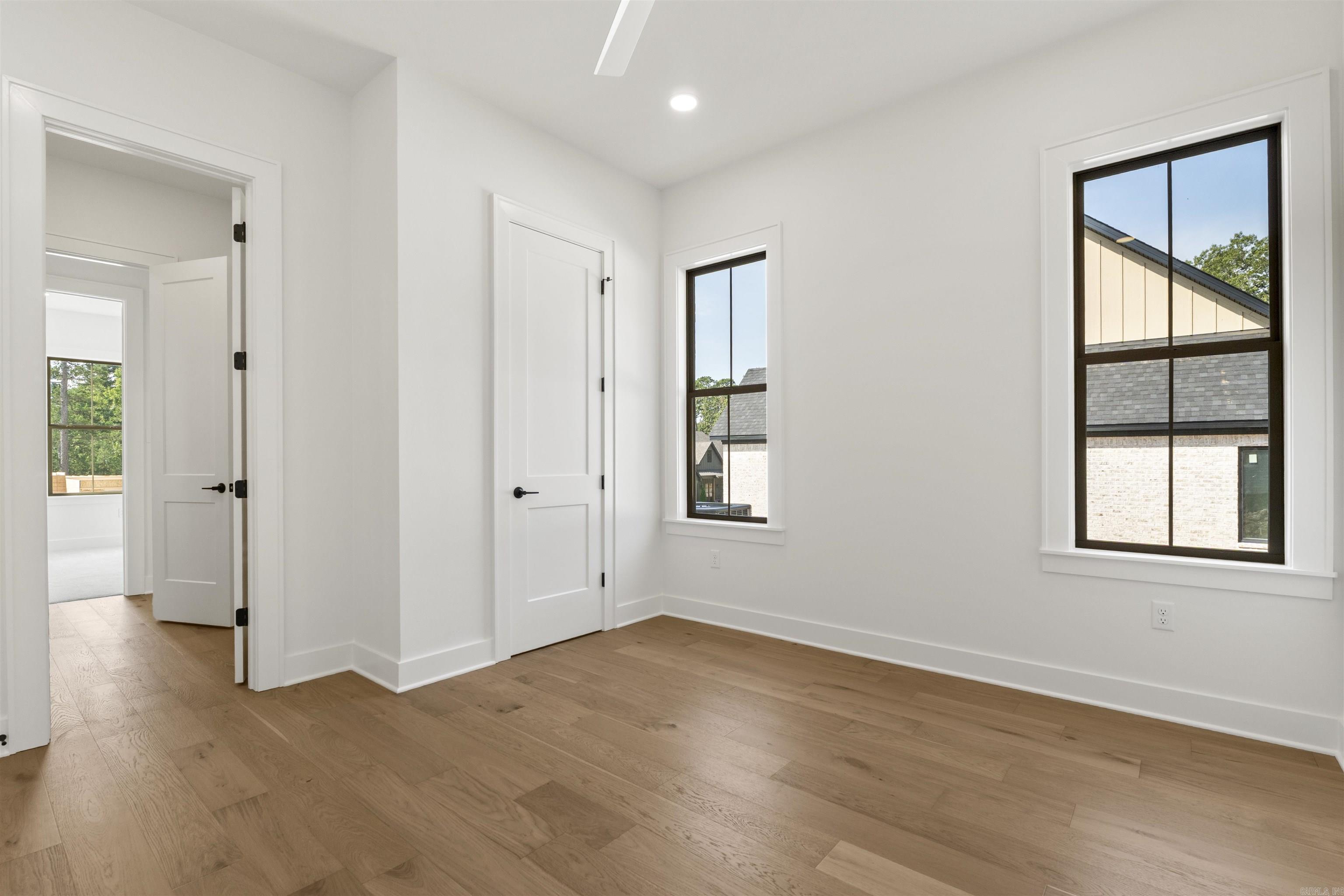 BEAR DEN ESTATES - Residential