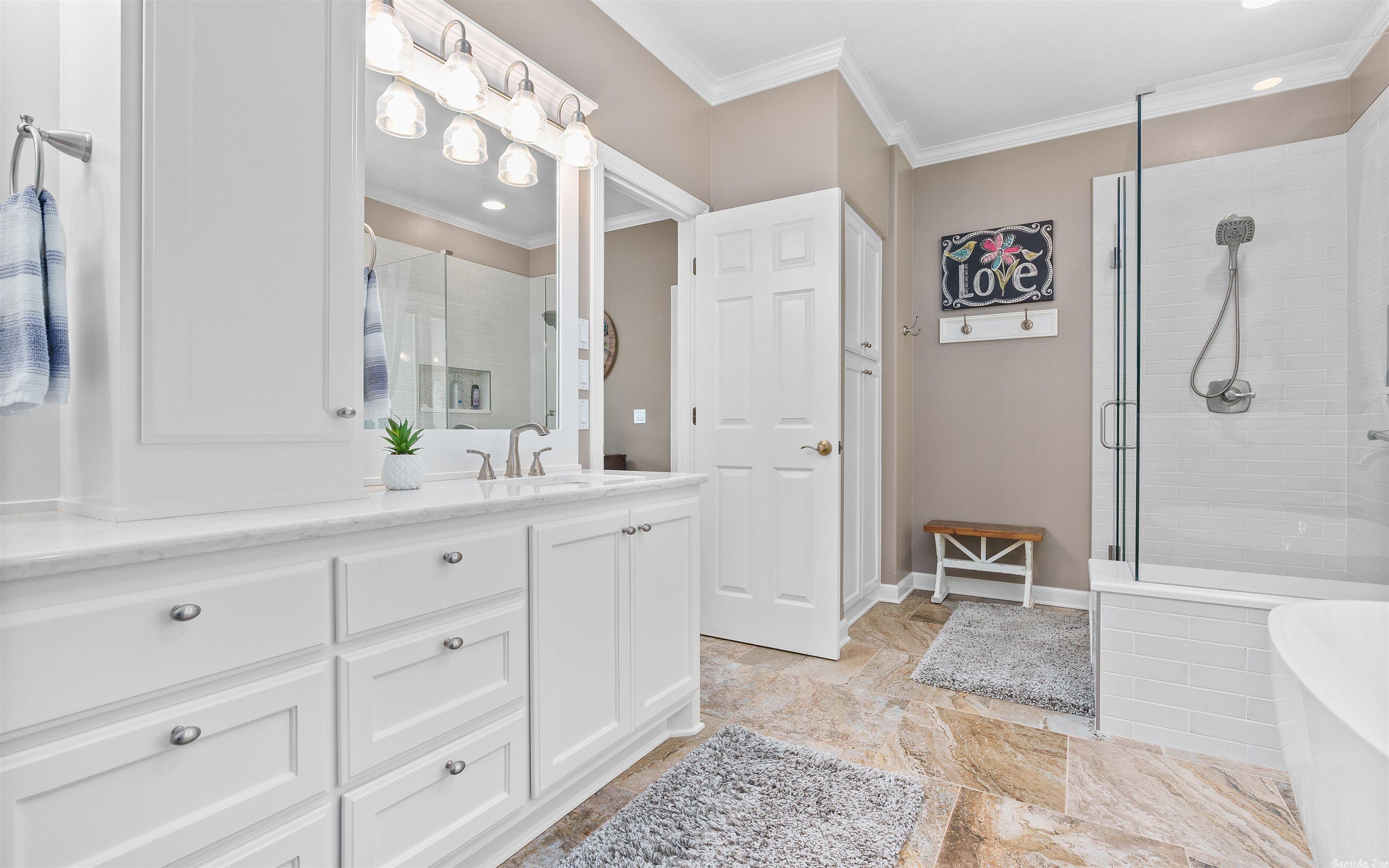 LADERA - Residential