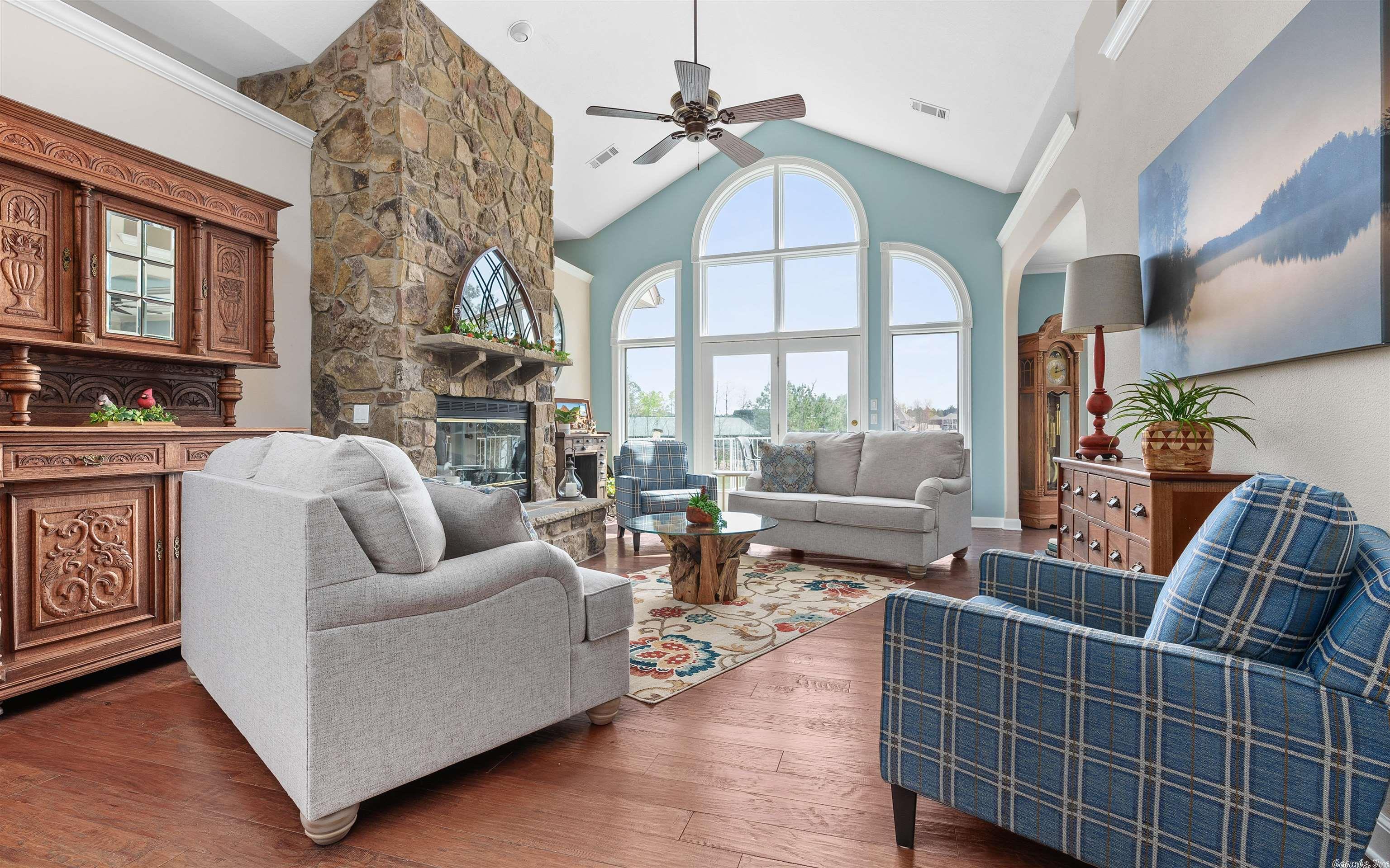 LADERA - Residential