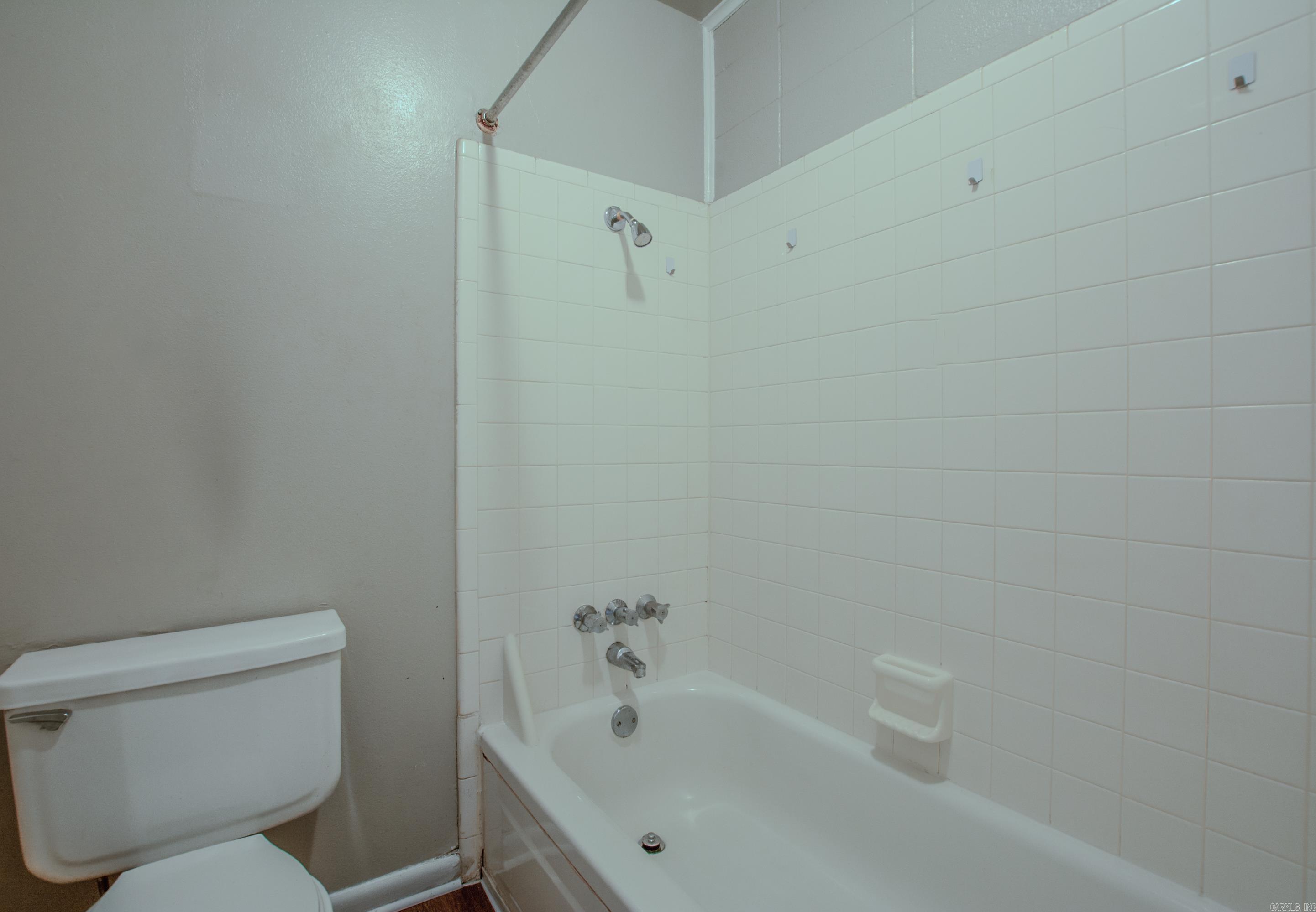 Pfeifer - Residential Lease