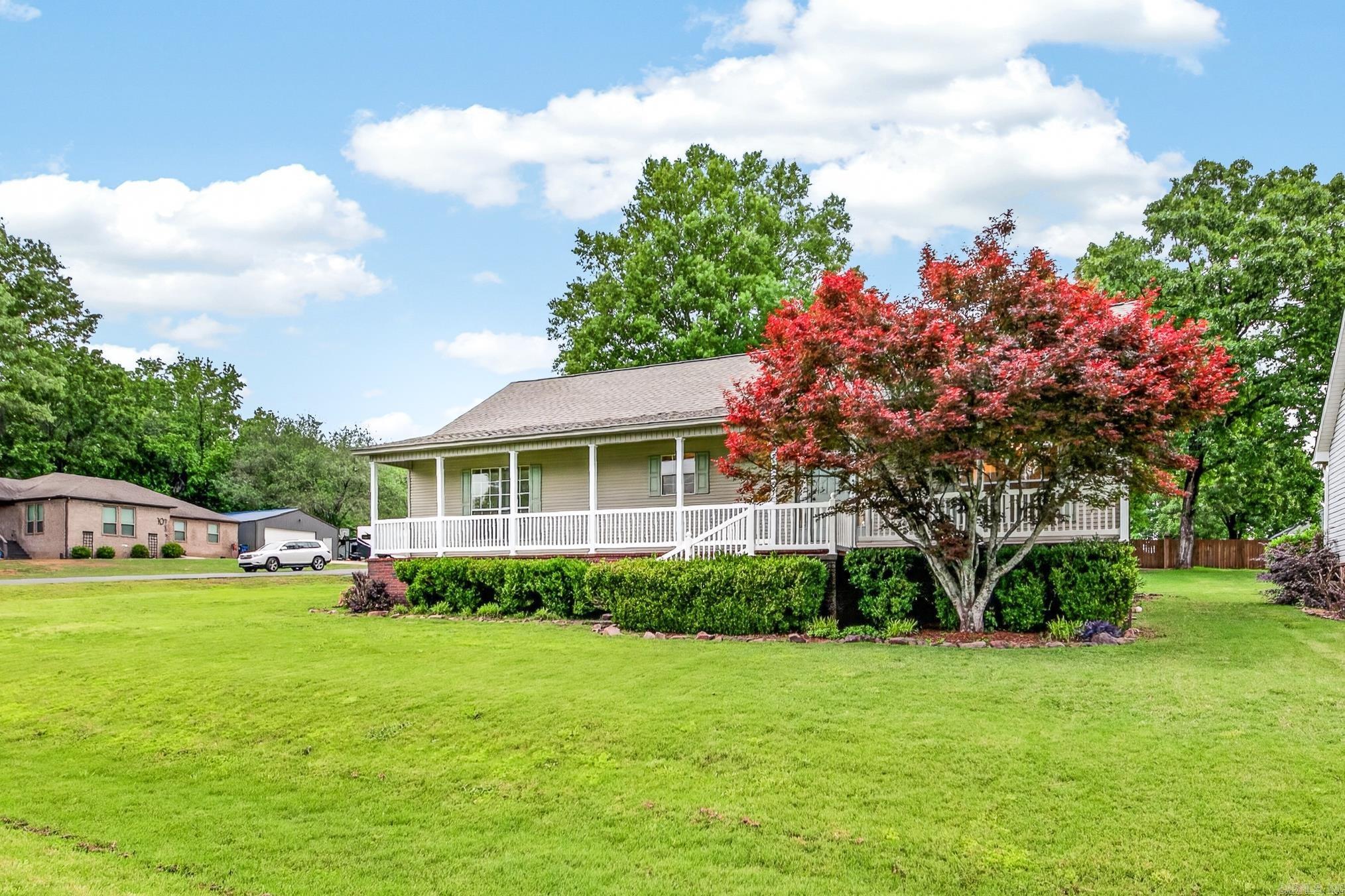 AUSTIN VILLAGE - Residential