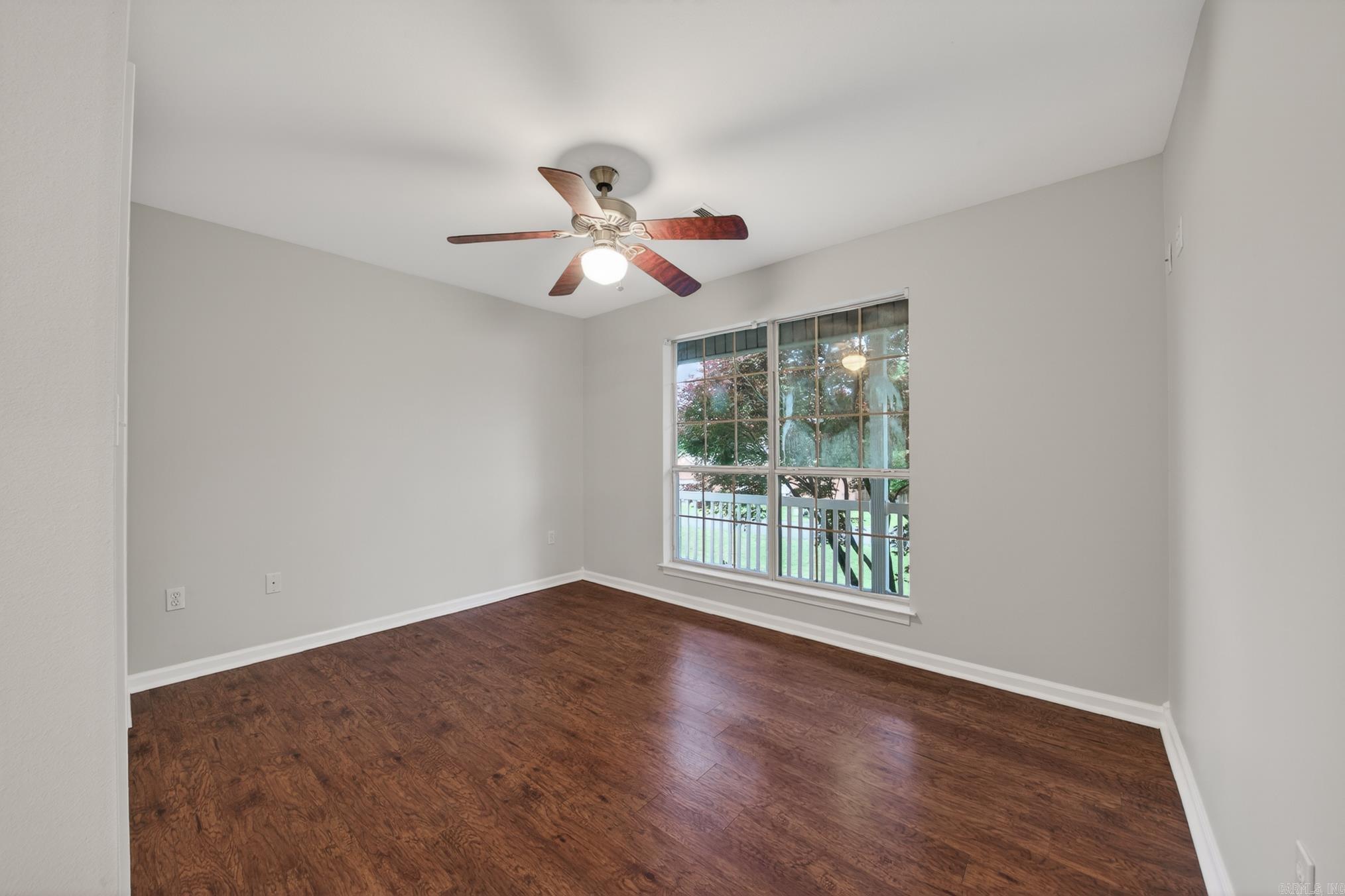 AUSTIN VILLAGE - Residential