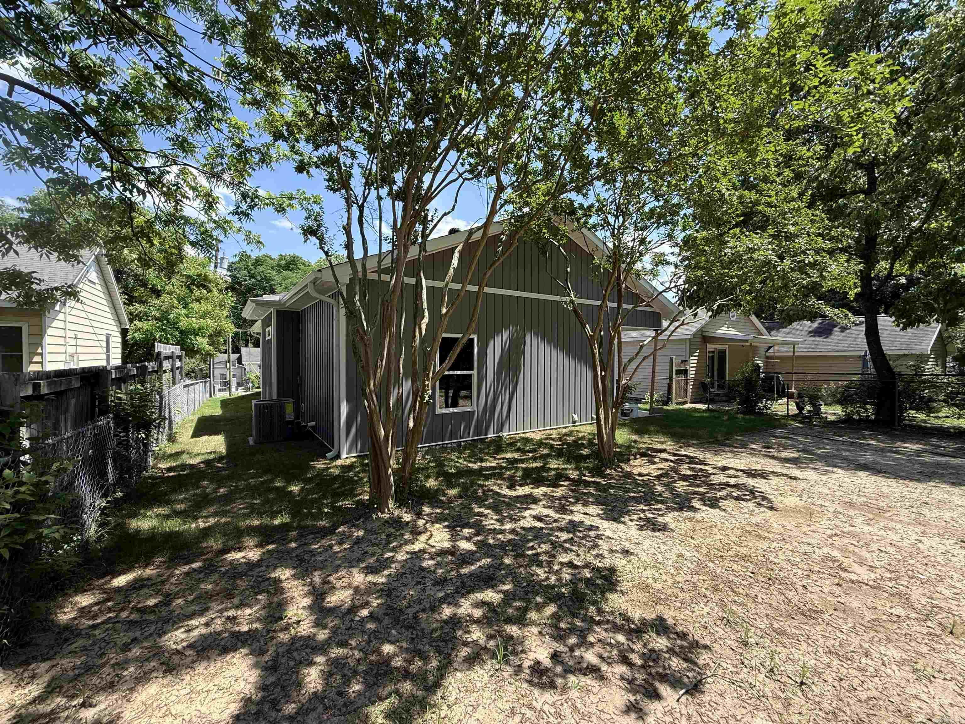 PARKWOOD - Residential