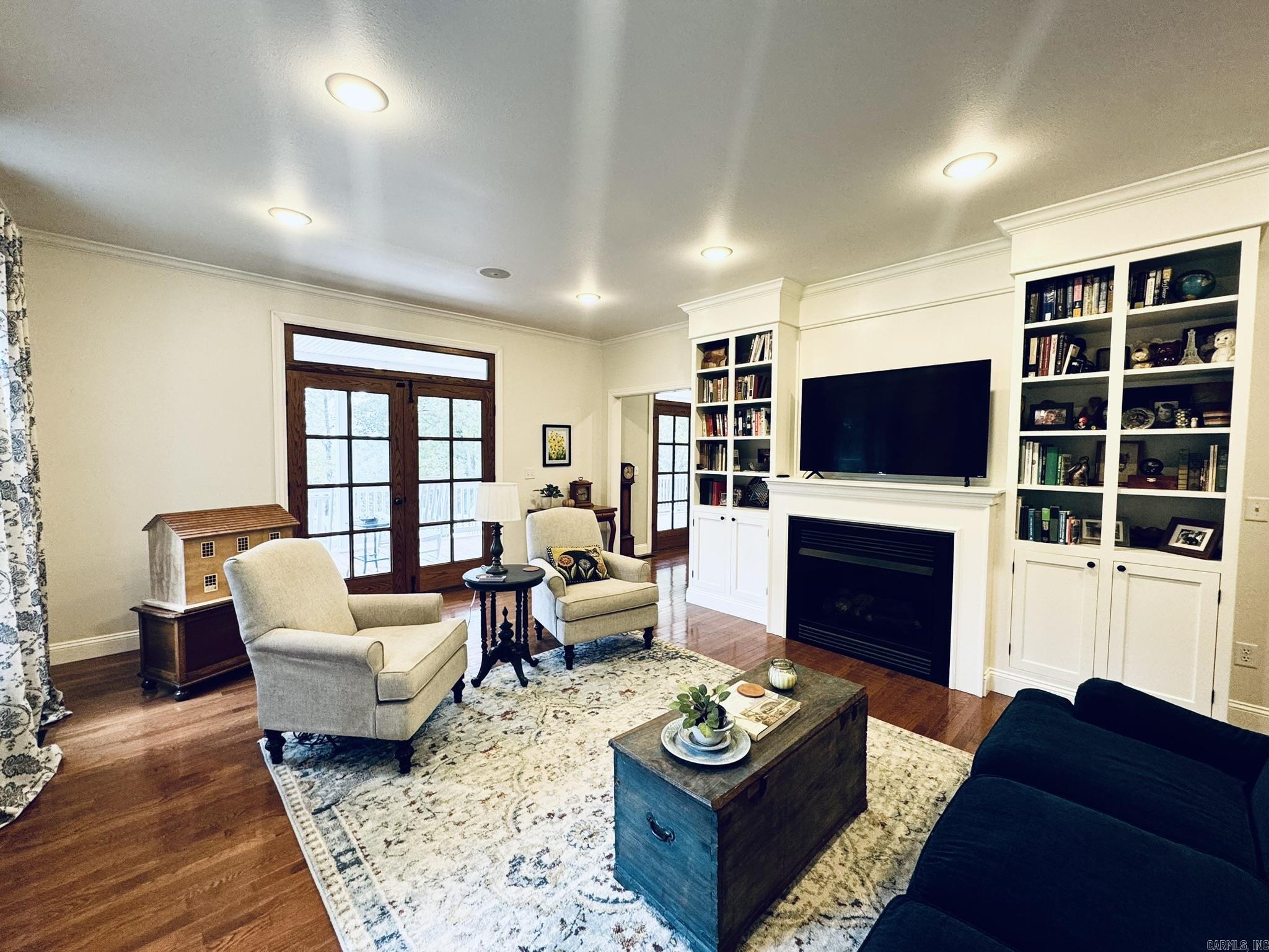 Dugan Lea - Residential