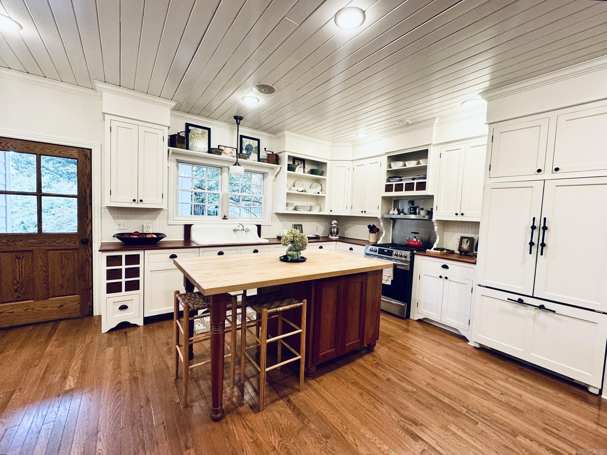 Dugan Lea - Residential