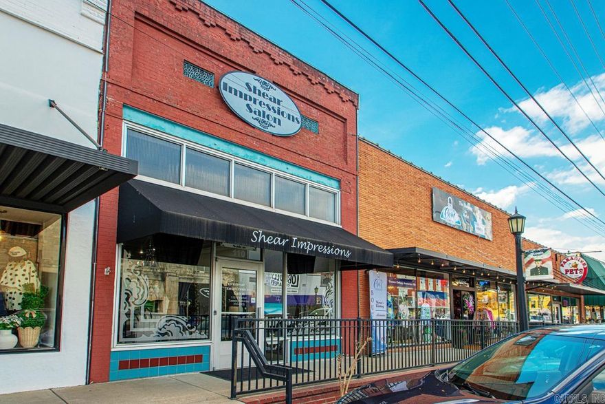 Prime commercial opportunity in the heart of downtown Benton! This gorgeous C-2 zoned property offers incredible visibility in one of the most highly trafficked areas in town. With unbeatable exposure and prime positioning, this space is ideal for retail, office, restaurant, or service-based businesses looking to maximize foot and vehicle traffic. Surrounded by established businesses and steady downtown activity, this is your chance to secure a premier location in a thriving commercial district.