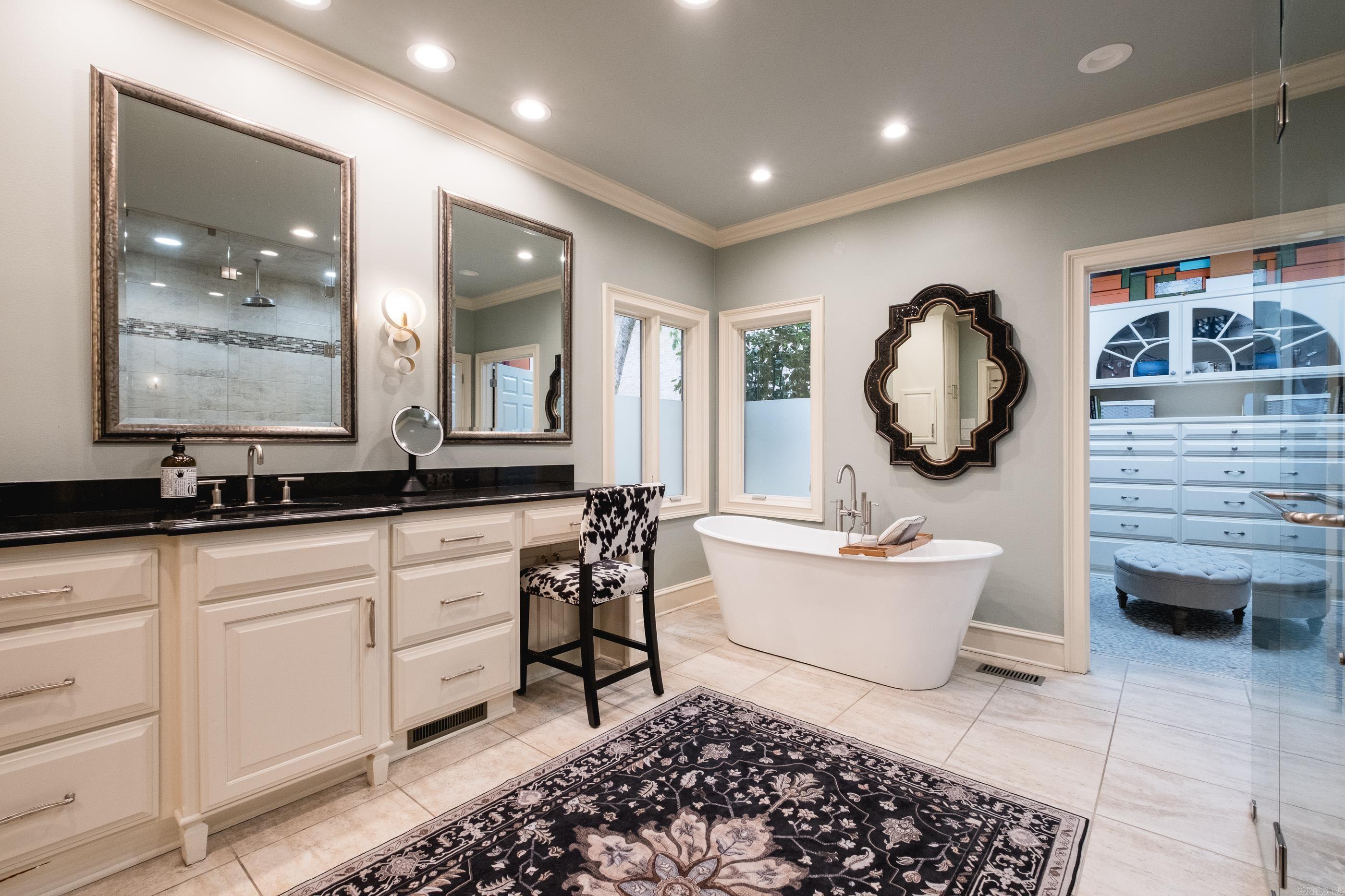 CHENAL VALLEY AVIGNON COURT - Residential