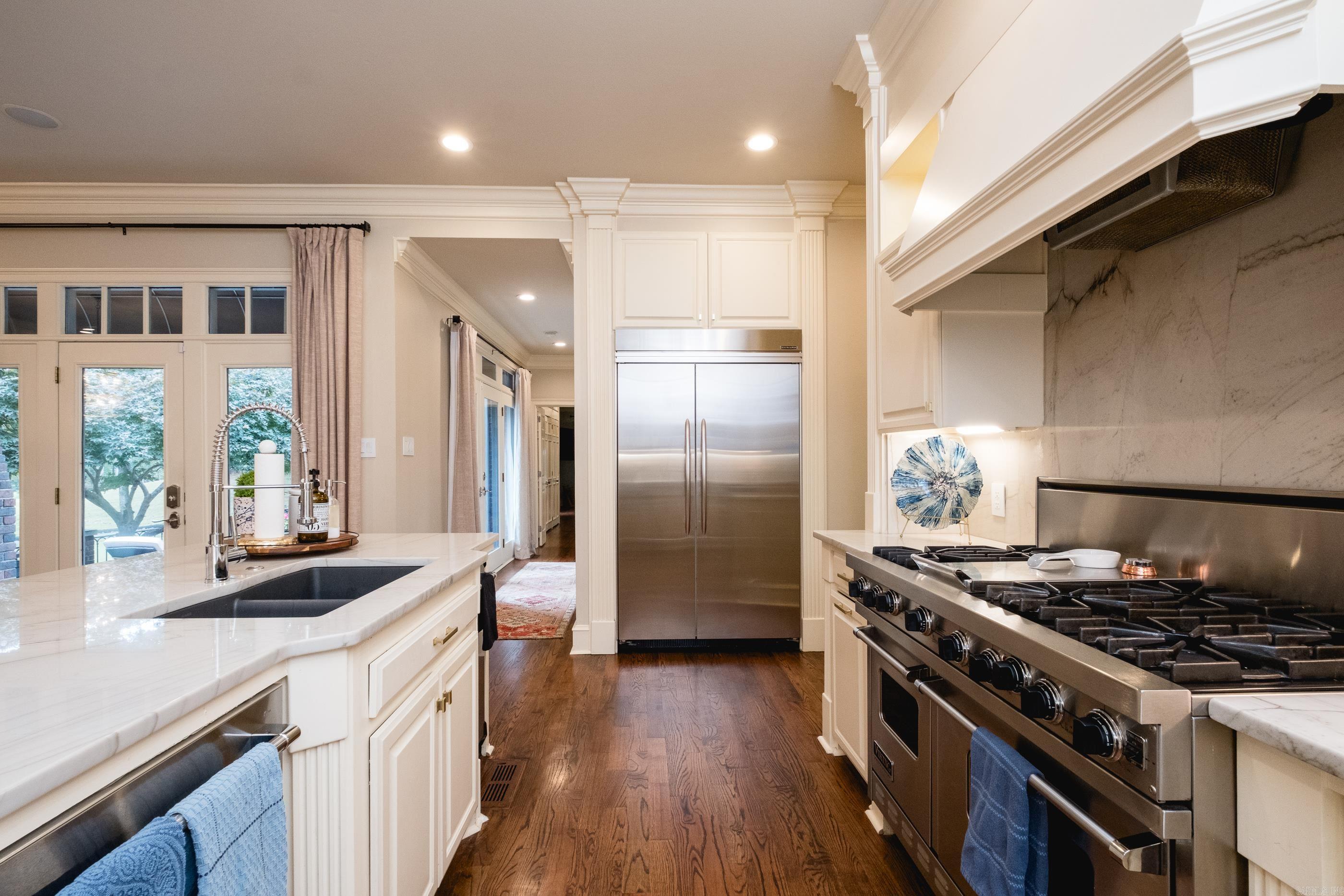 CHENAL VALLEY AVIGNON COURT - Residential