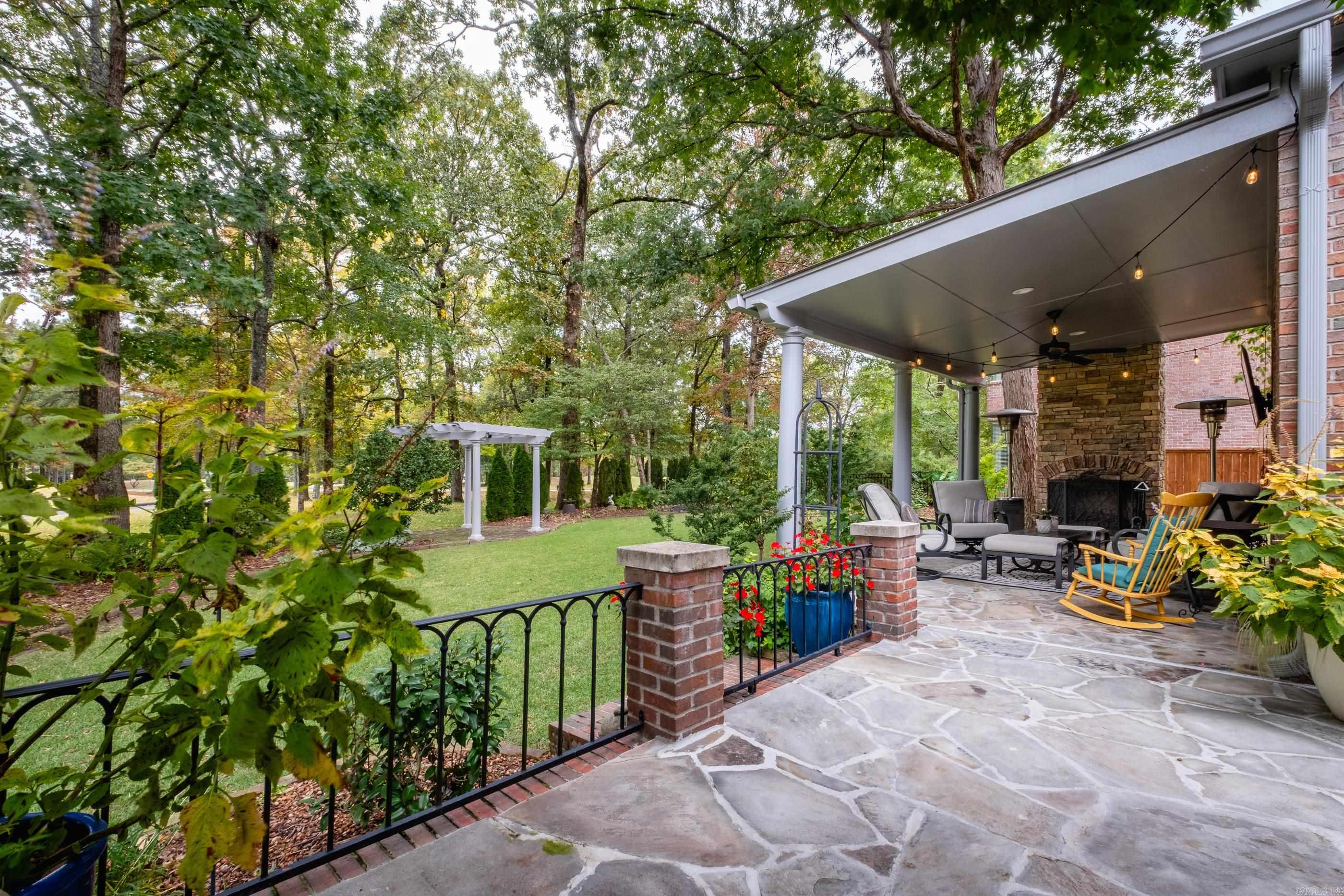 CHENAL VALLEY AVIGNON COURT - Residential