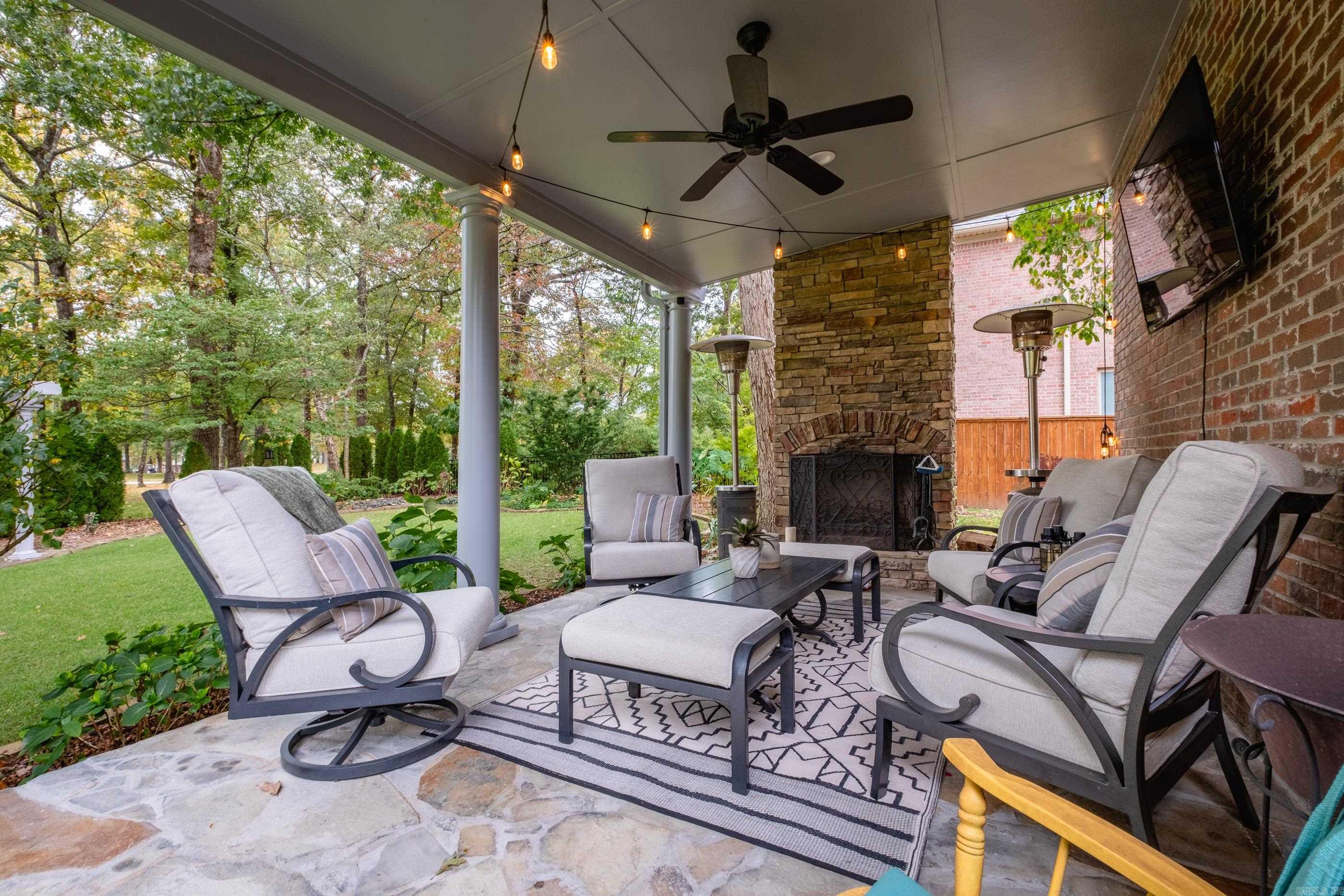 CHENAL VALLEY AVIGNON COURT - Residential