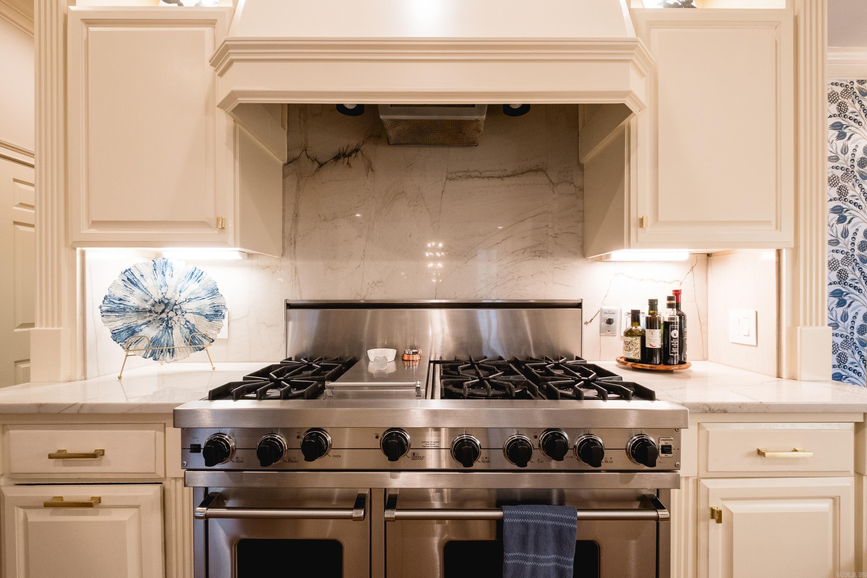 CHENAL VALLEY AVIGNON COURT - Residential