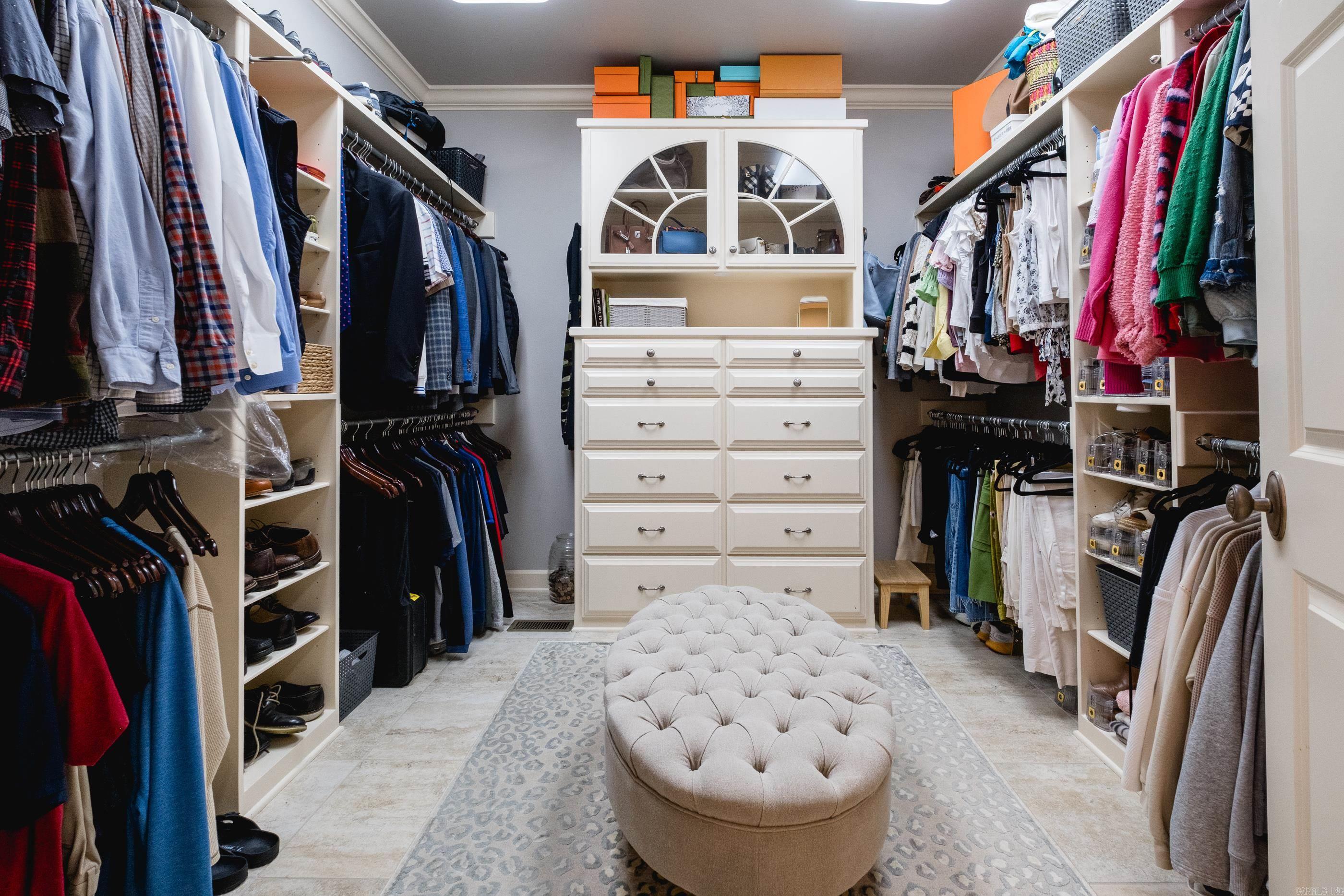 CHENAL VALLEY AVIGNON COURT - Residential