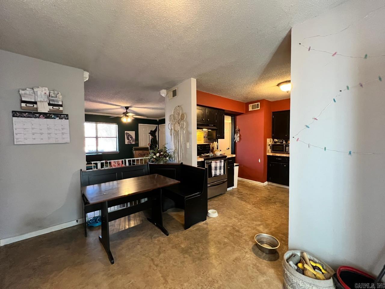 WOODLAND ACRES - Residential