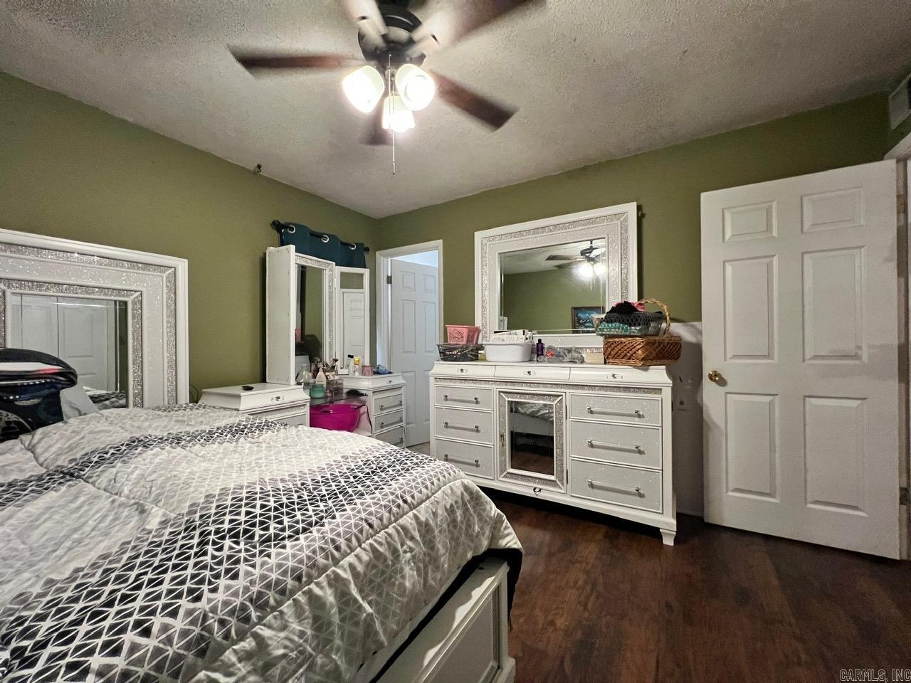 WOODLAND ACRES - Residential