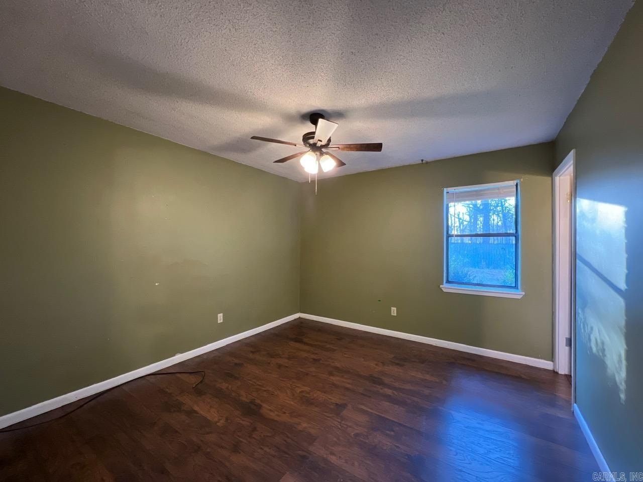 WOODLAND ACRES - Residential