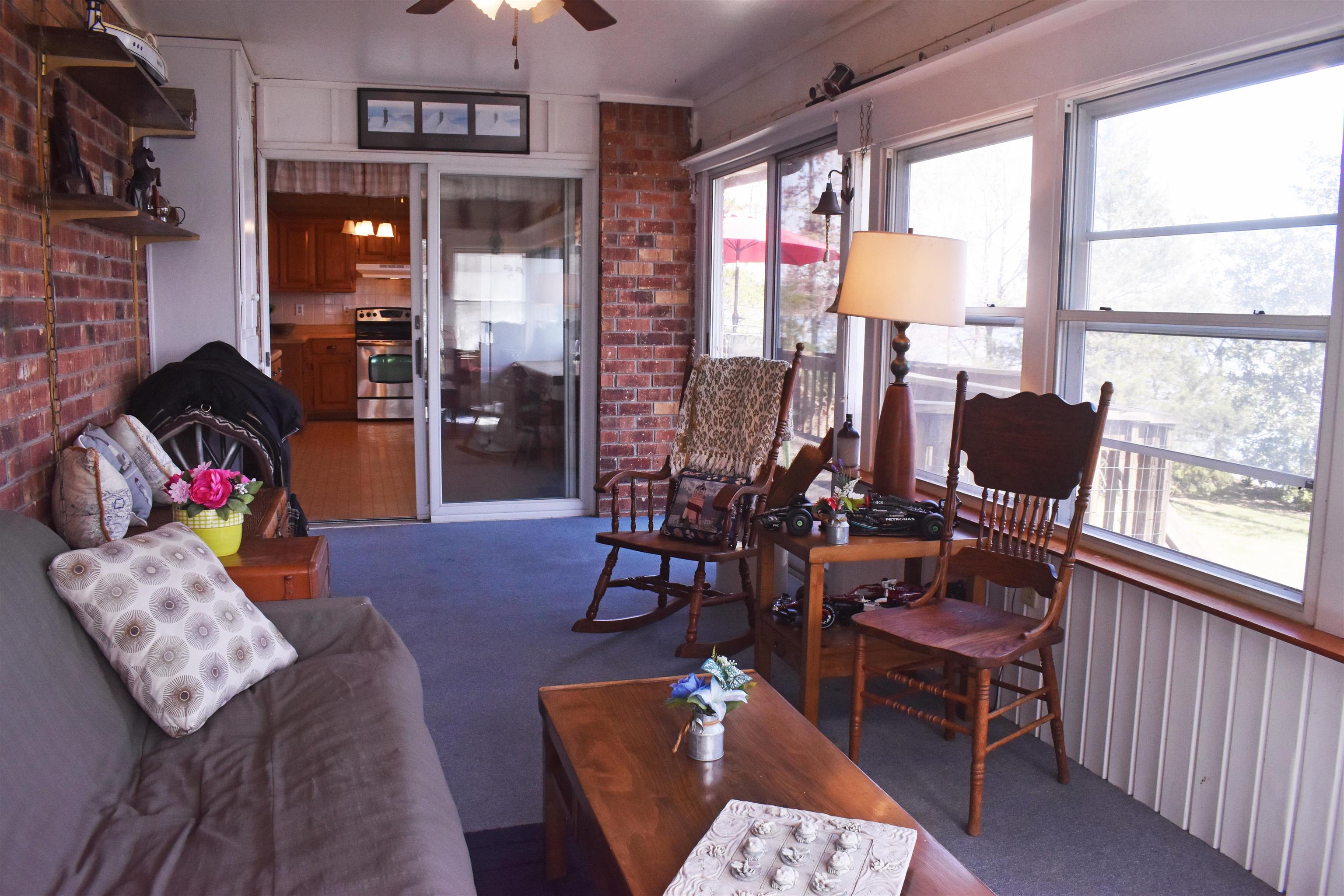 CROWN VIEW - Residential