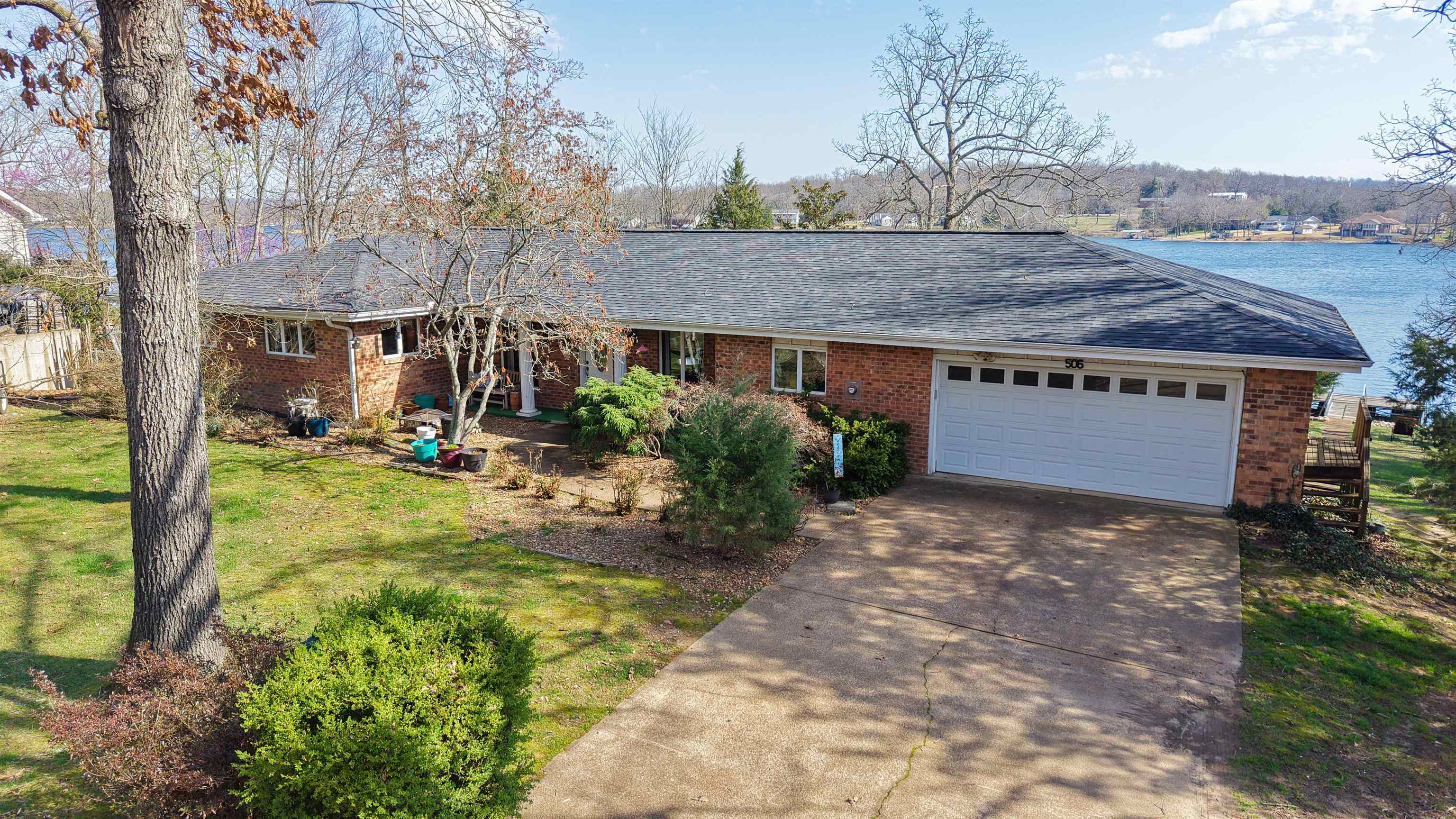 CROWN VIEW - Residential