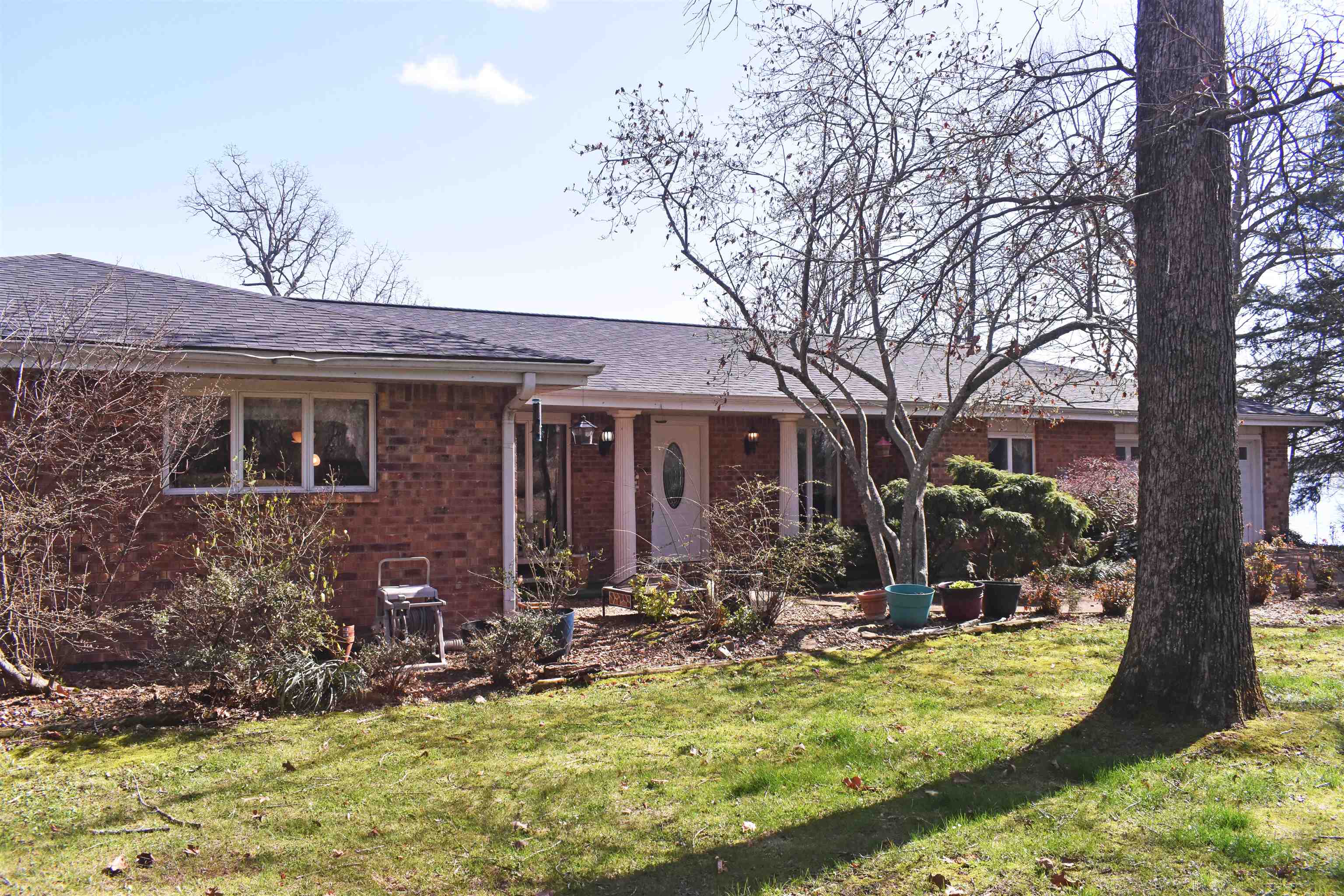 CROWN VIEW - Residential