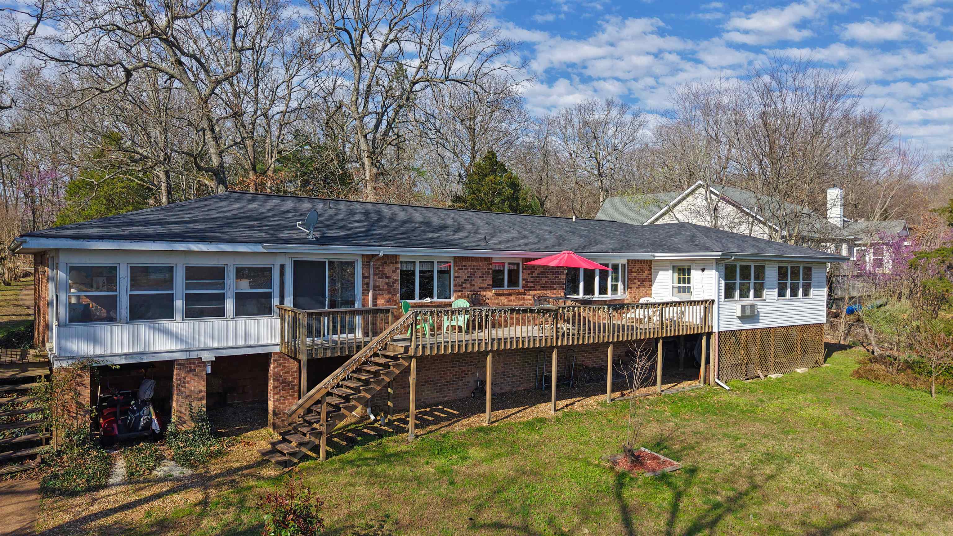 CROWN VIEW - Residential