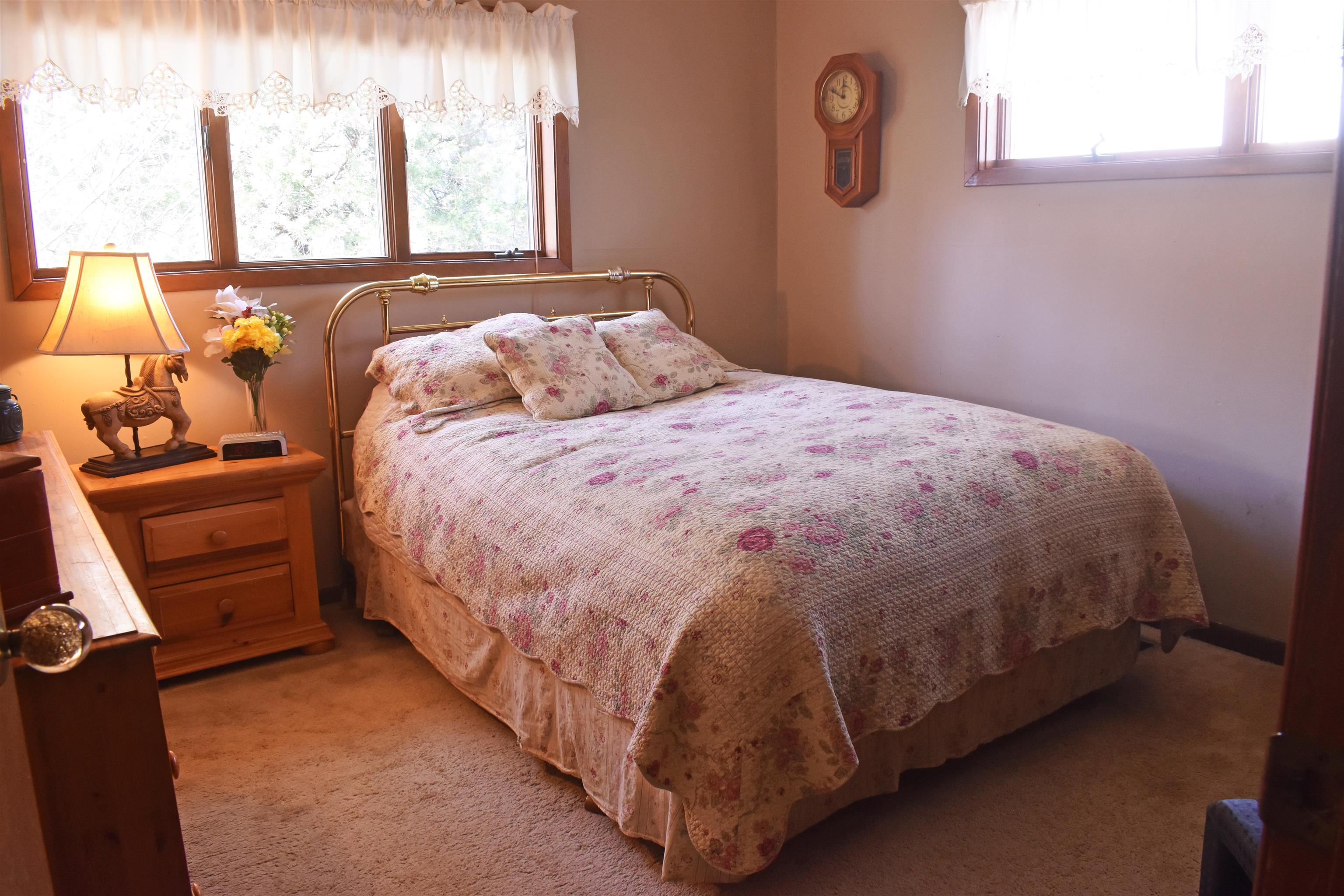 CROWN VIEW - Residential