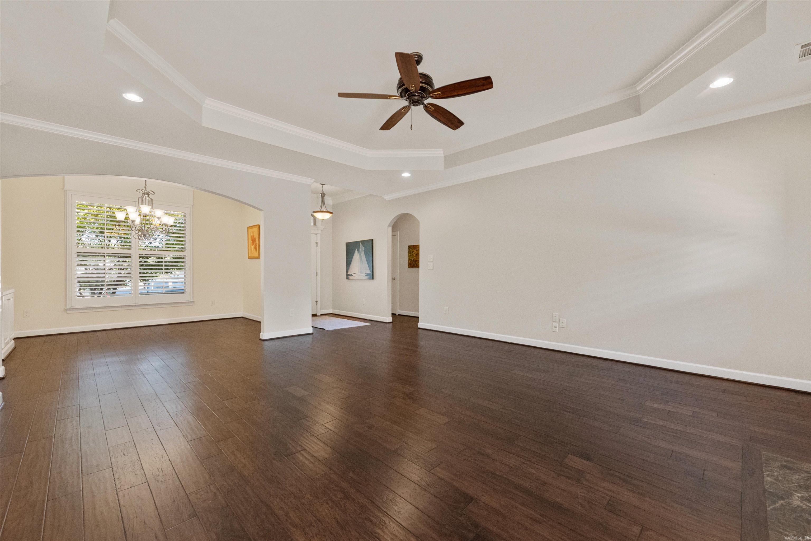 OAK GLENN - Residential