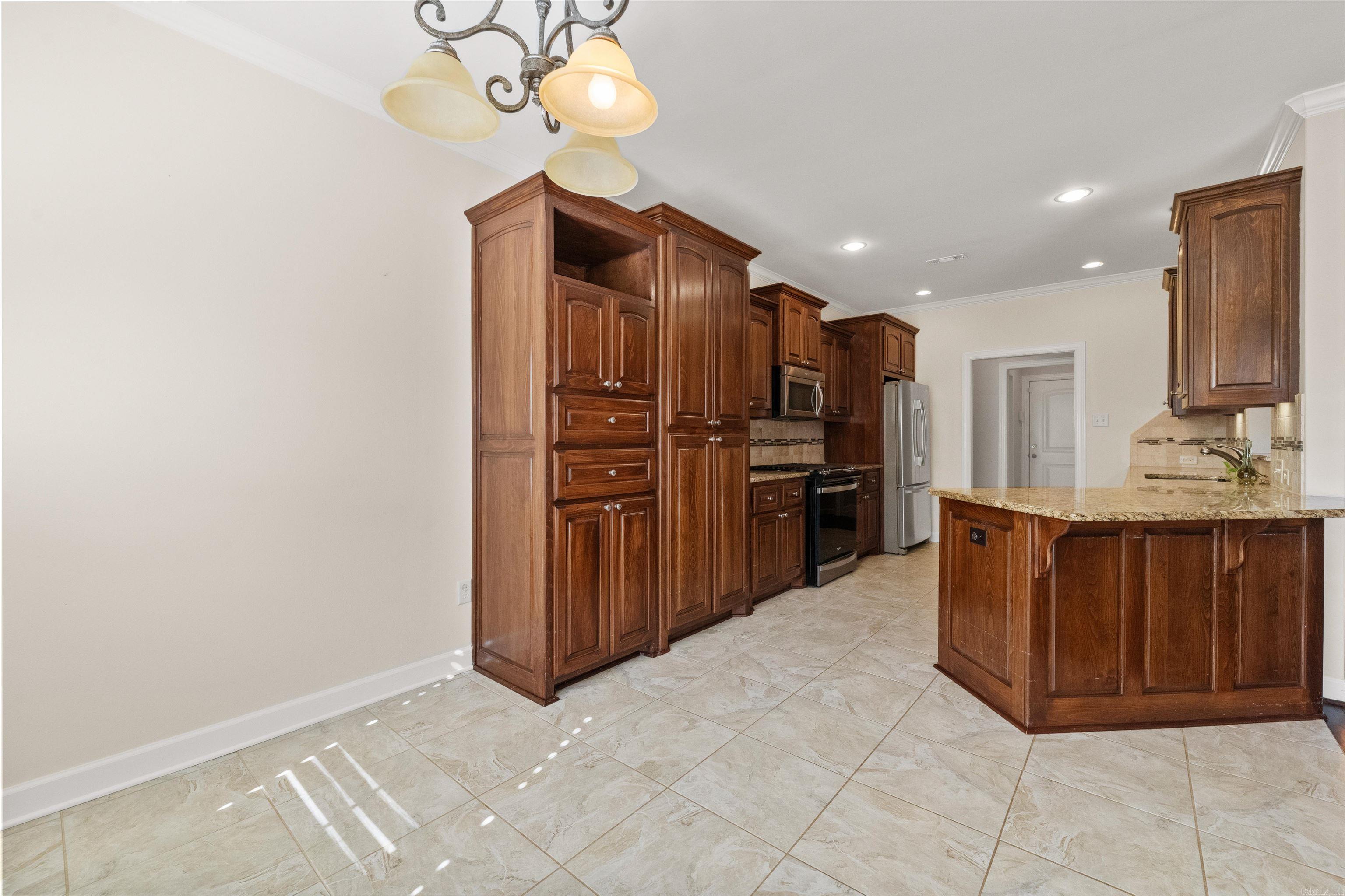 OAK GLENN - Residential