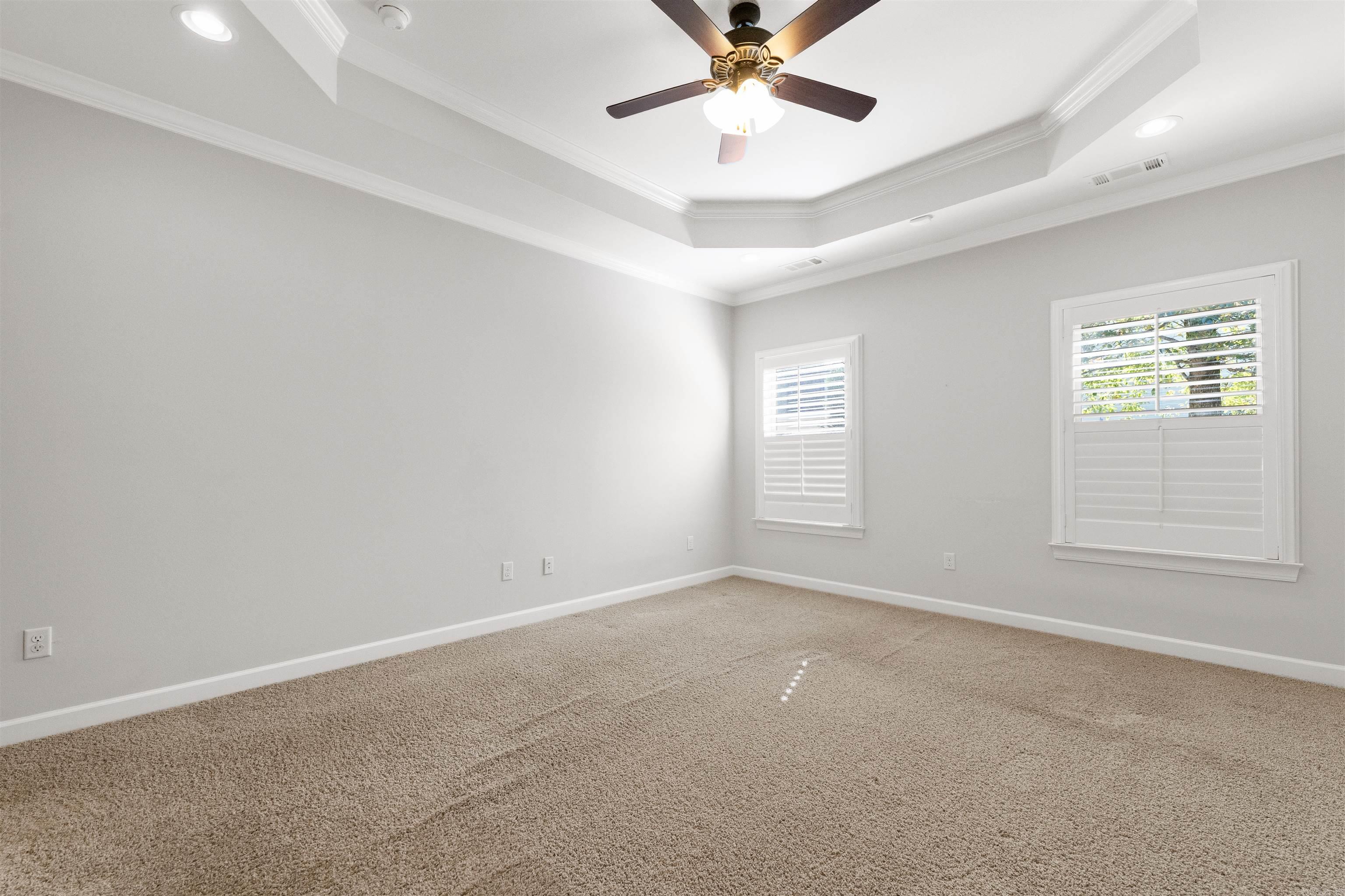 OAK GLENN - Residential