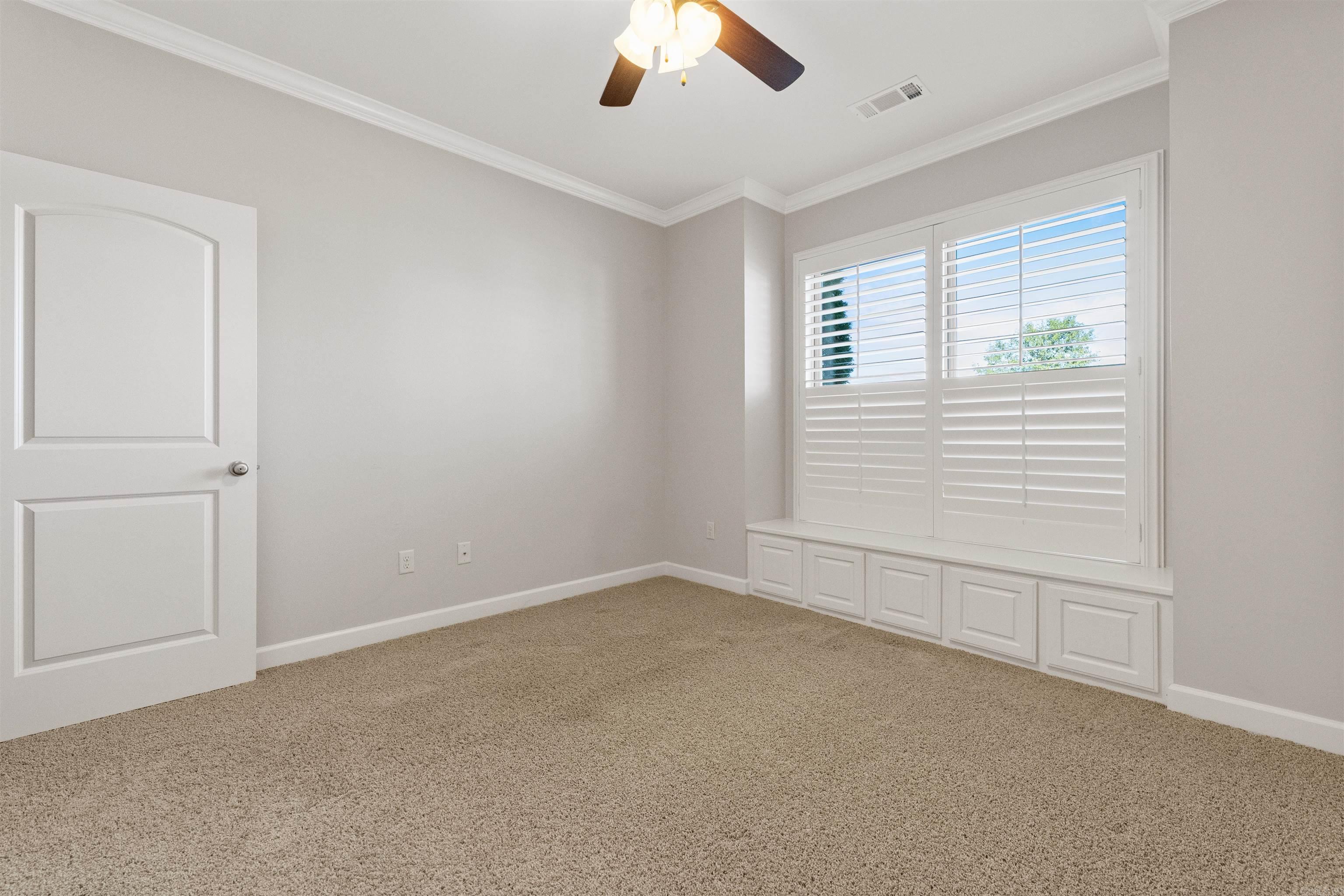 OAK GLENN - Residential