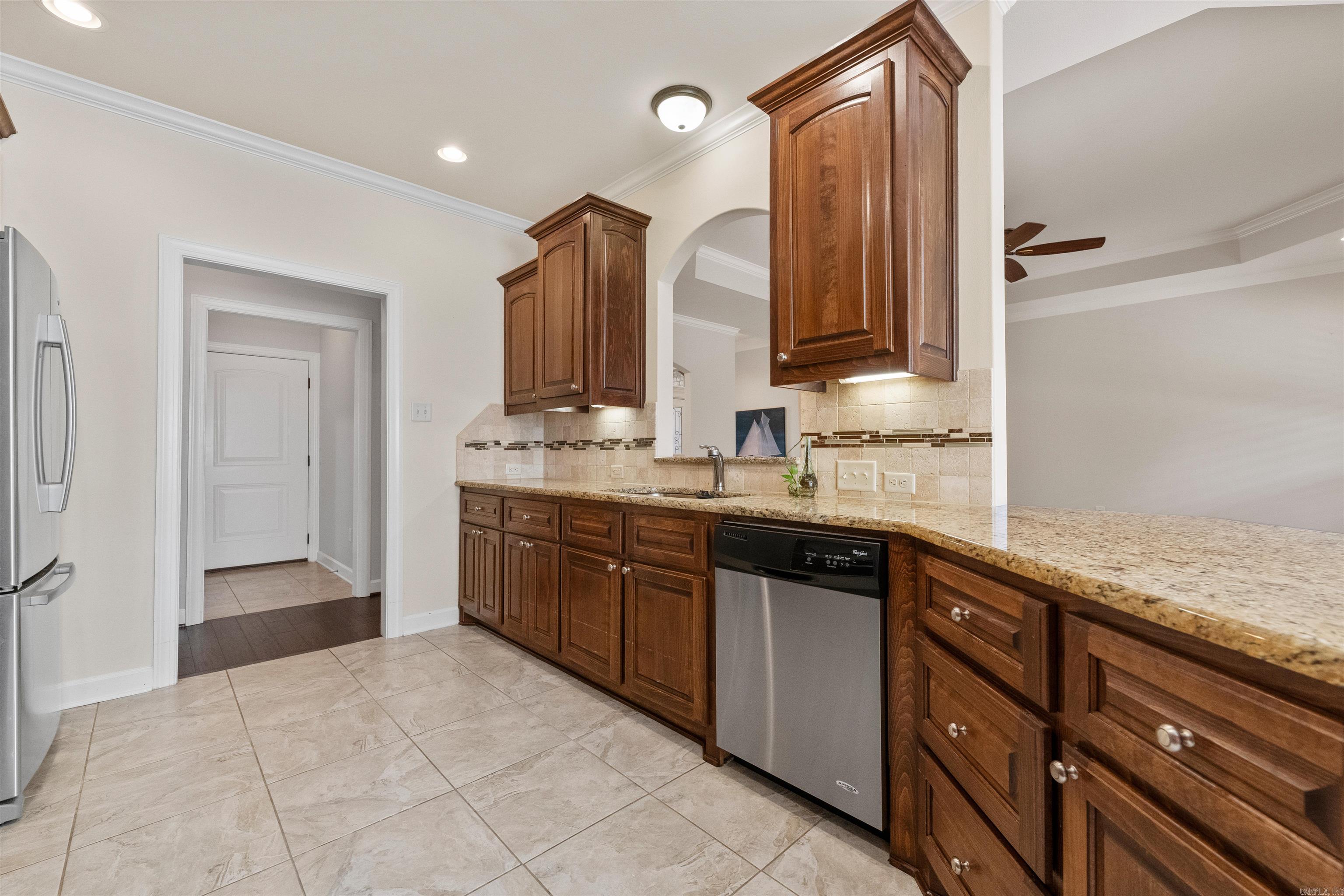 OAK GLENN - Residential