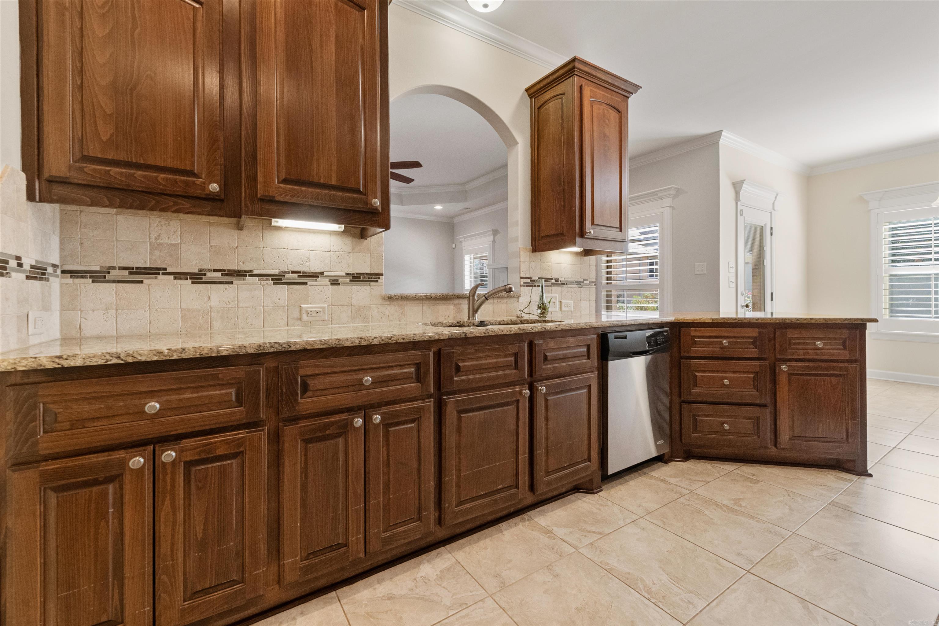 OAK GLENN - Residential