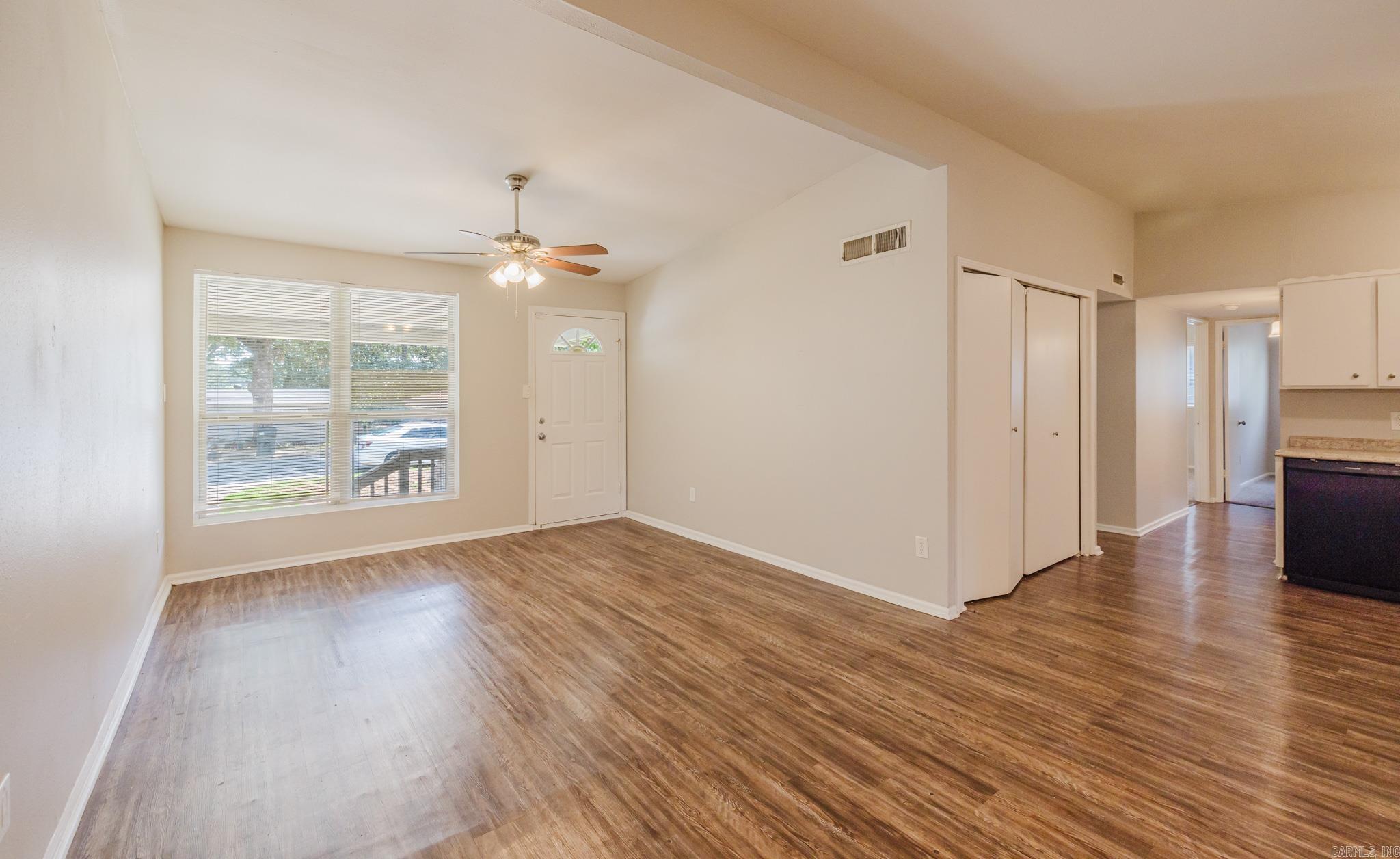 MEADOWCLIFF - Residential