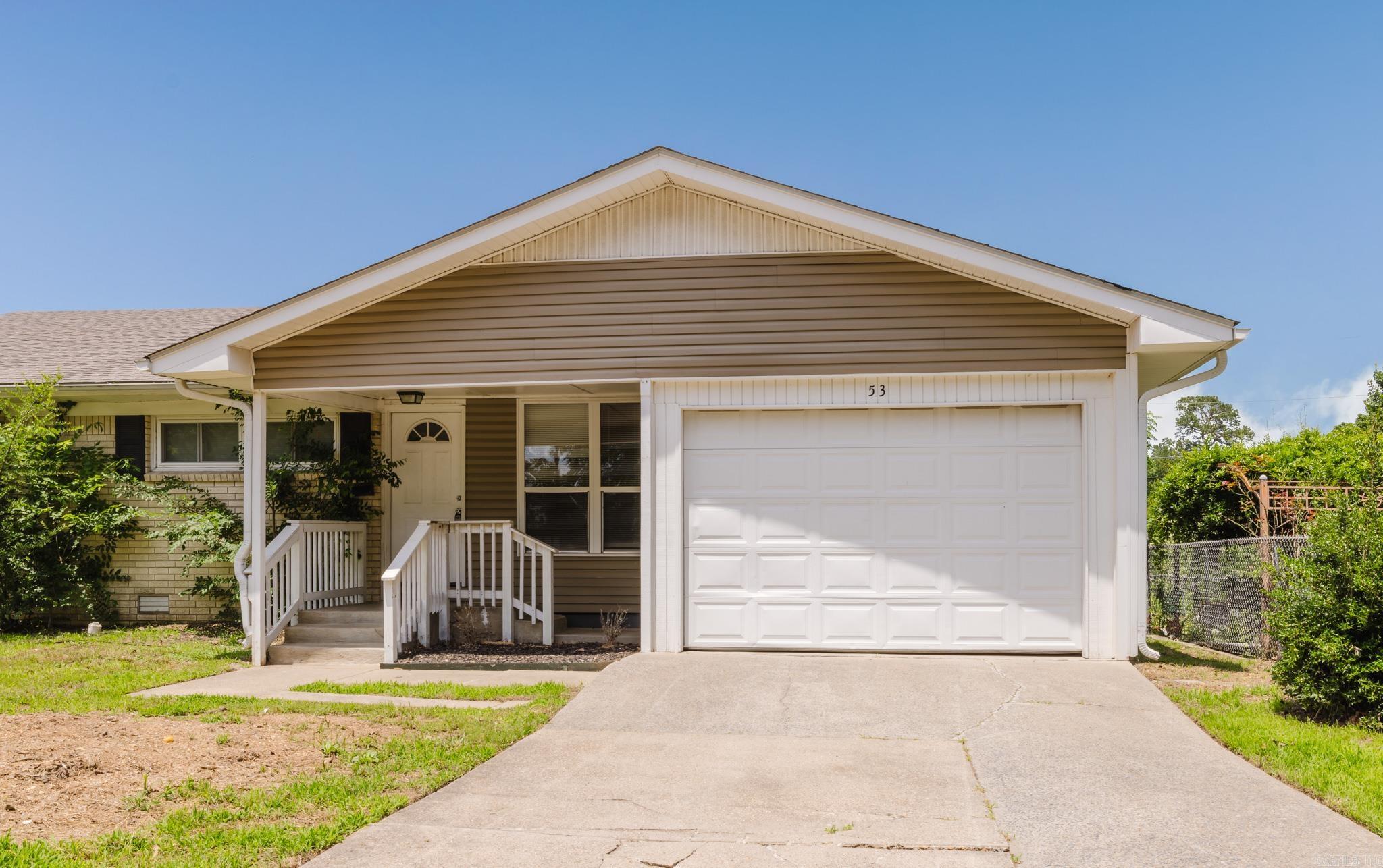 MEADOWCLIFF - Residential