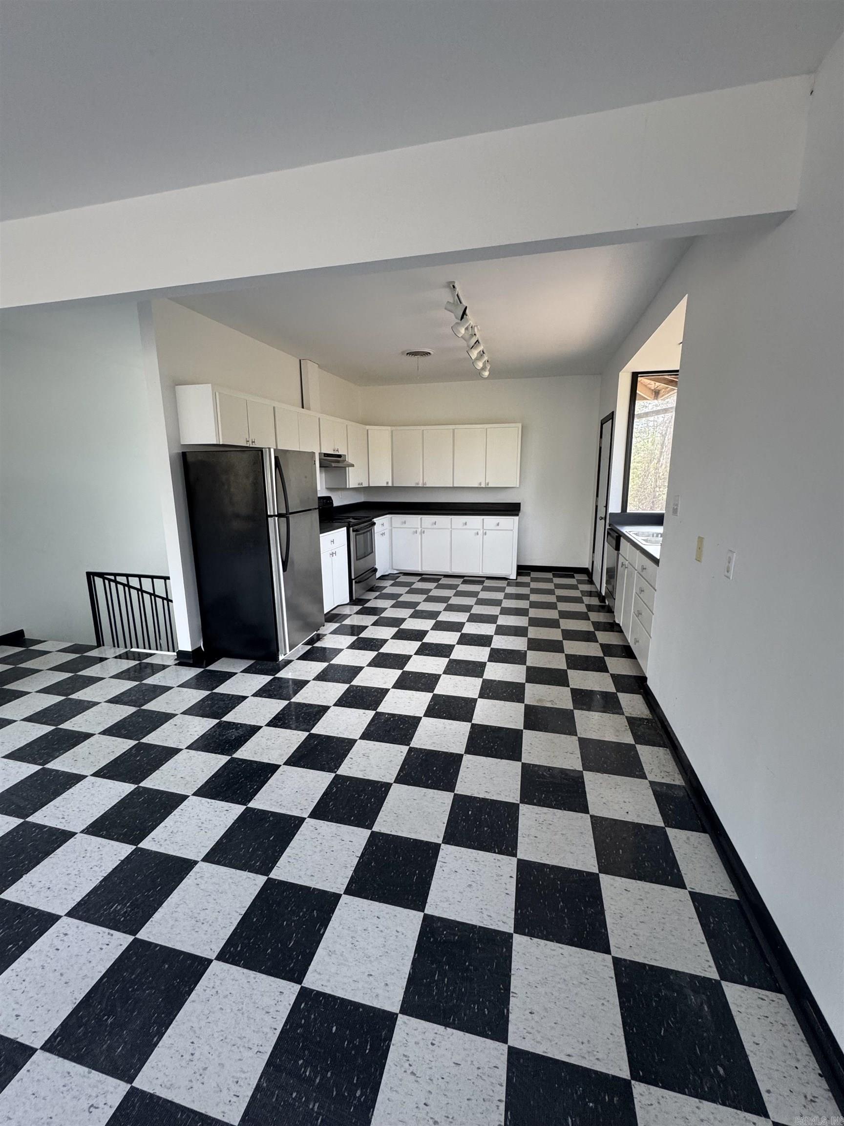 CAMDEN CITY METES & BOUNDS - Residential