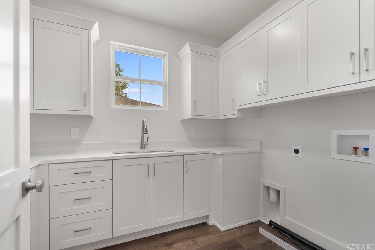 COLDWATER CREEK - Residential