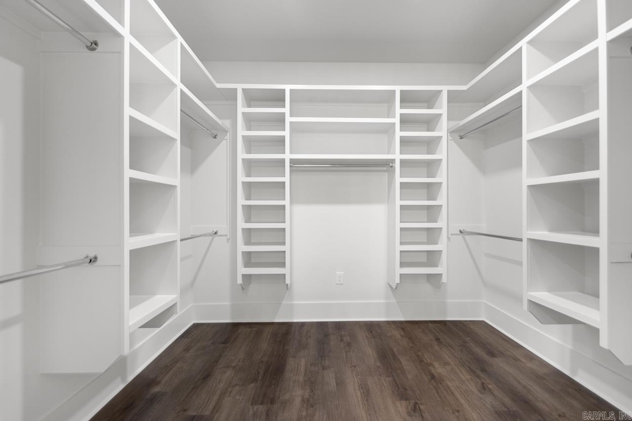 COLDWATER CREEK - Residential