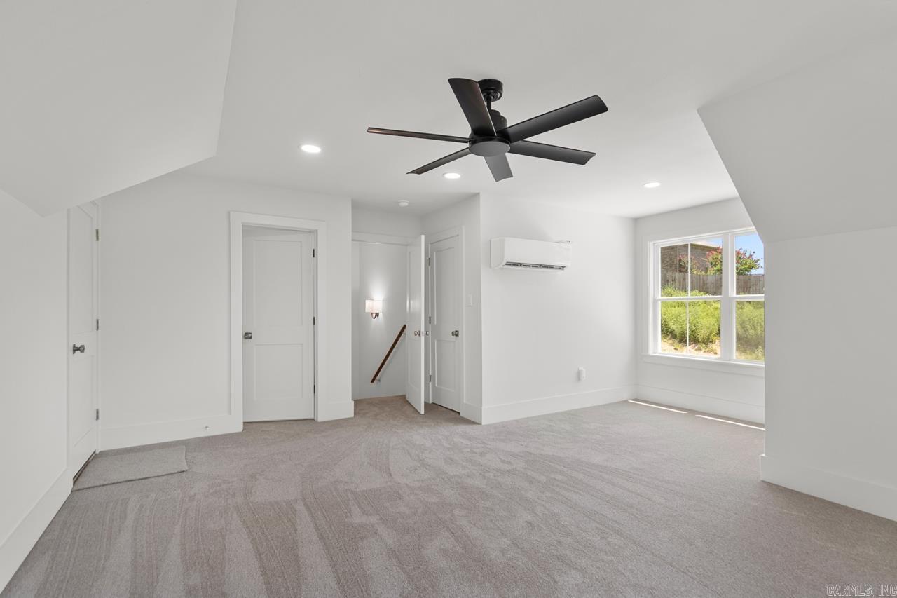 COLDWATER CREEK - Residential