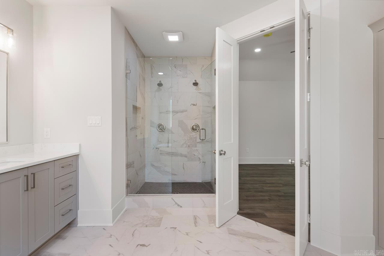 COLDWATER CREEK - Residential