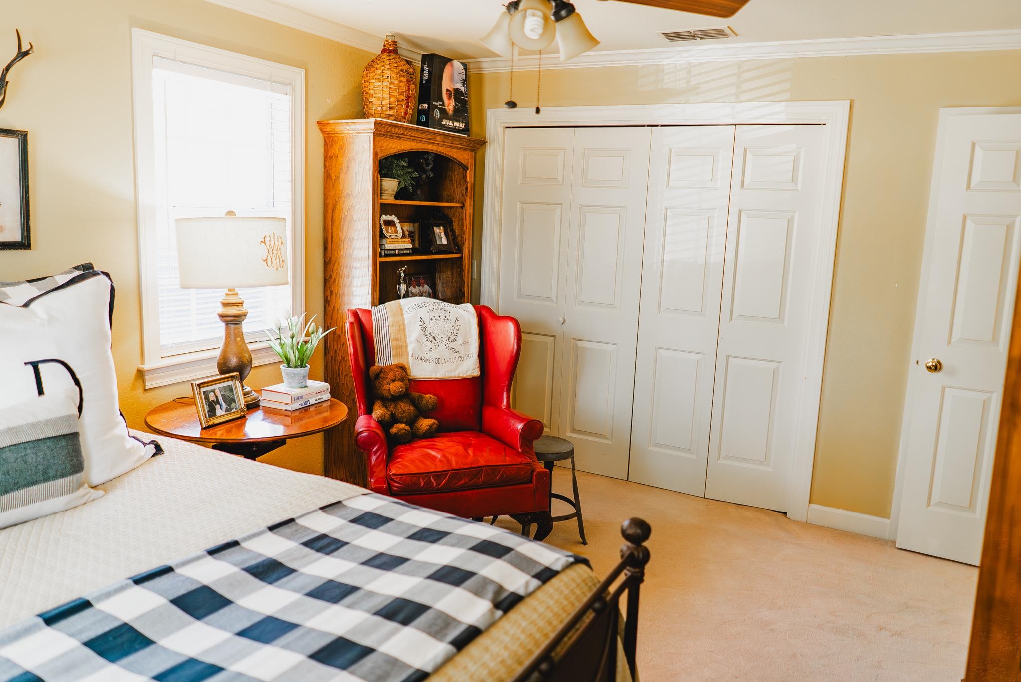 COUNTRY CLUB ESTATES - Residential