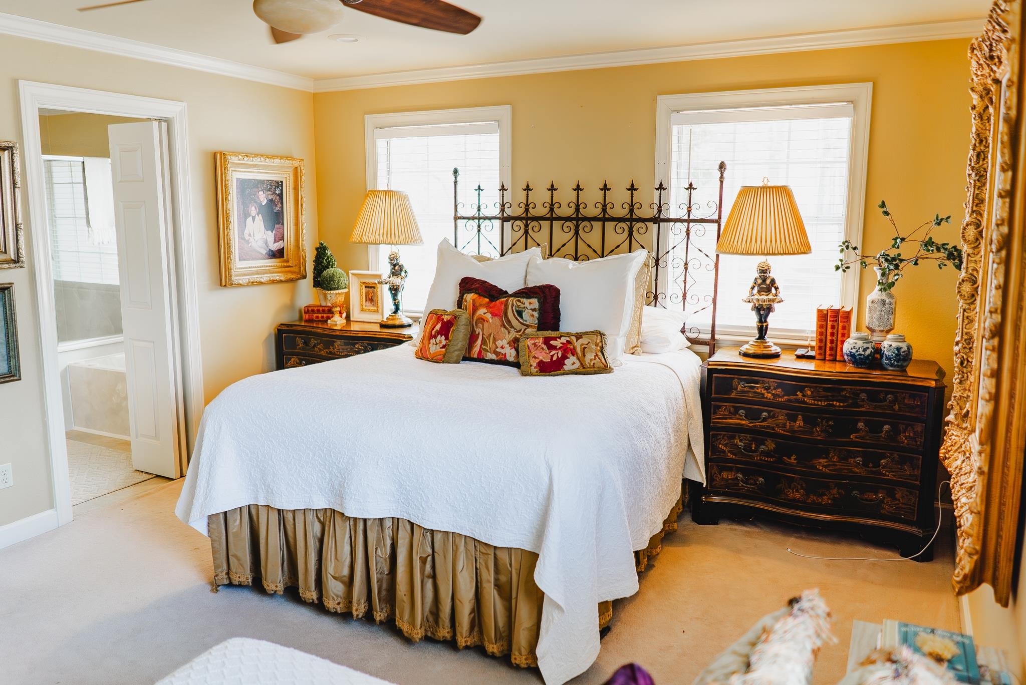 COUNTRY CLUB ESTATES - Residential