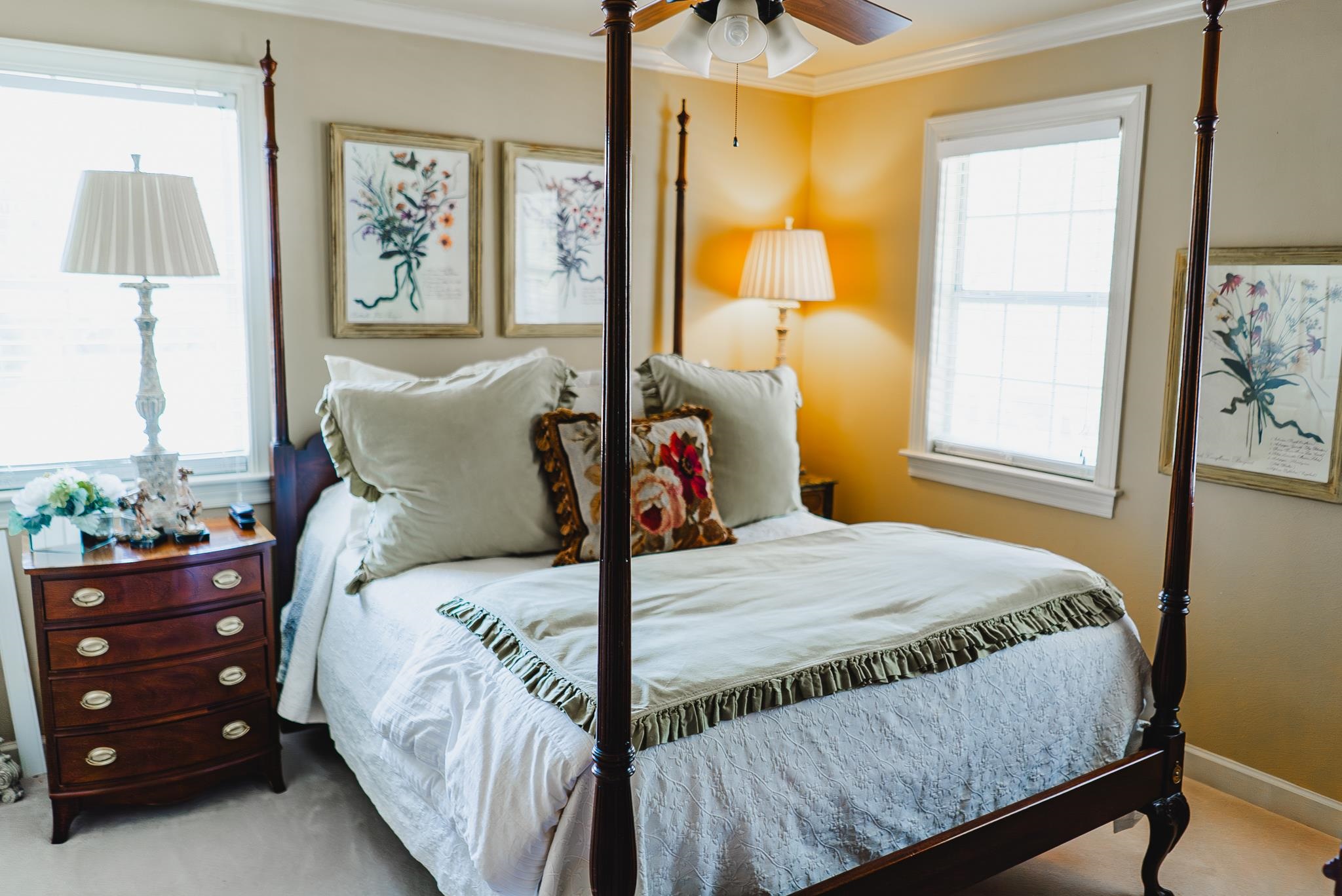 COUNTRY CLUB ESTATES - Residential